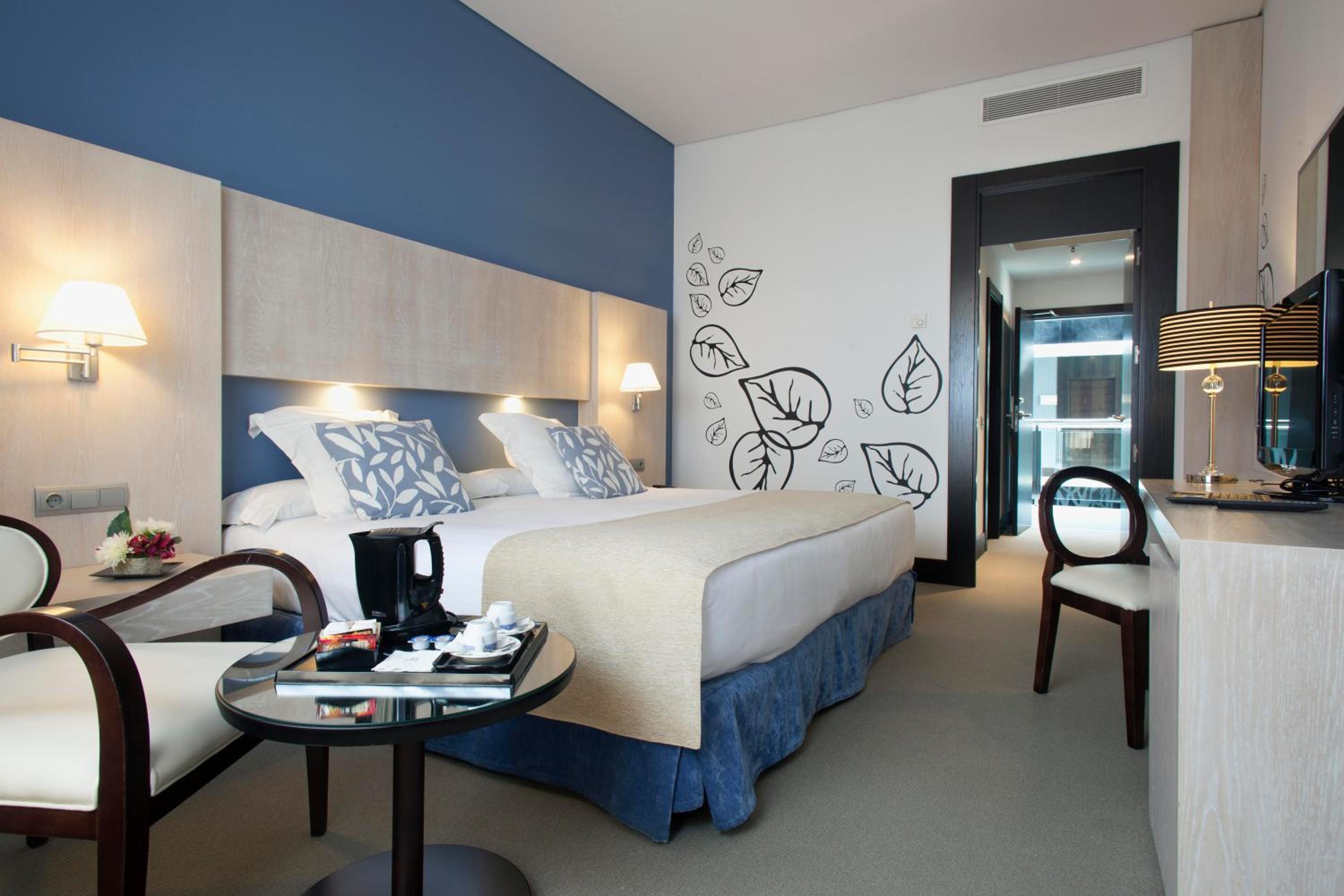 Deluxe Double Room - Photo 1