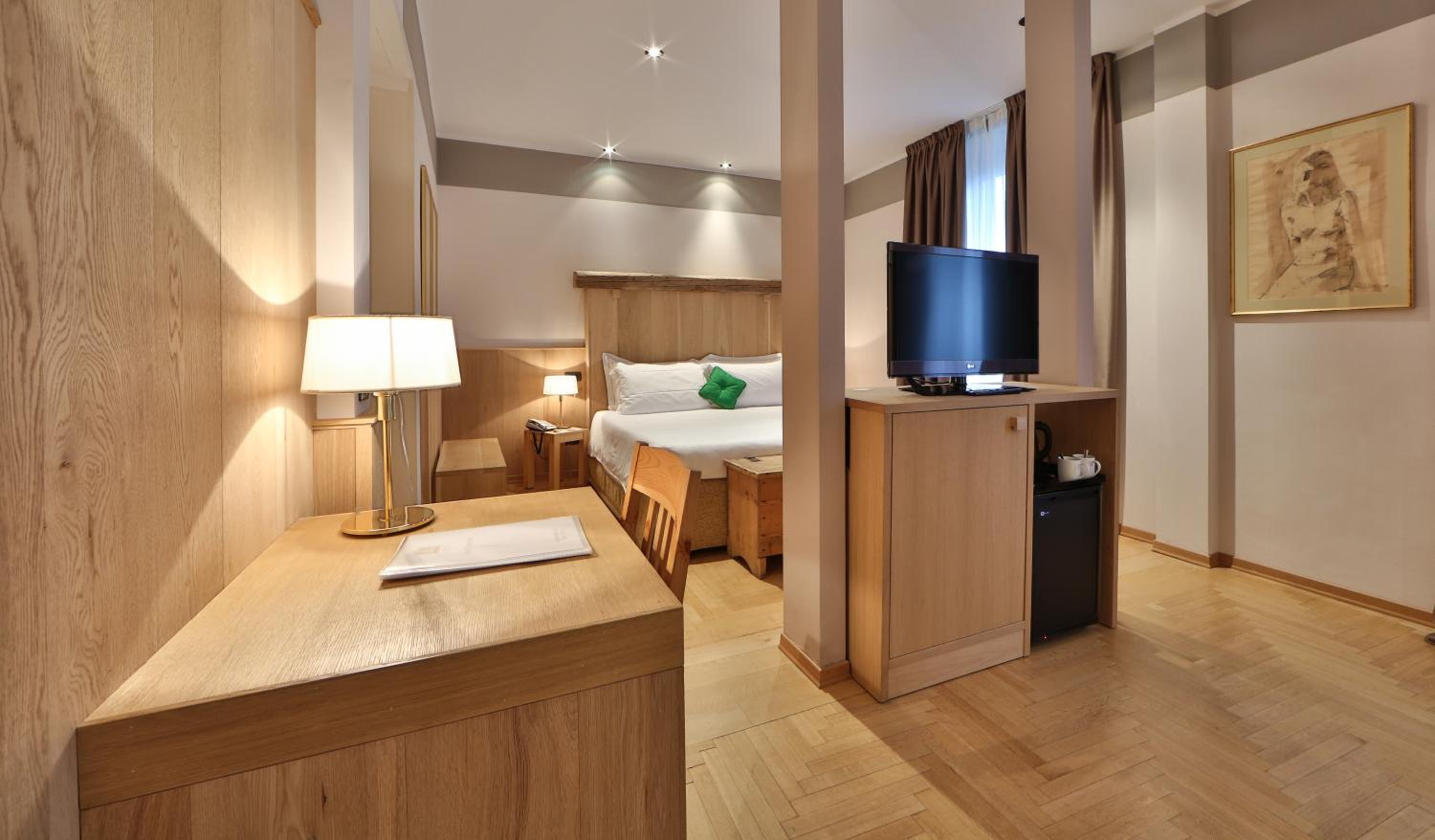 Quadruple Room - Photo 1