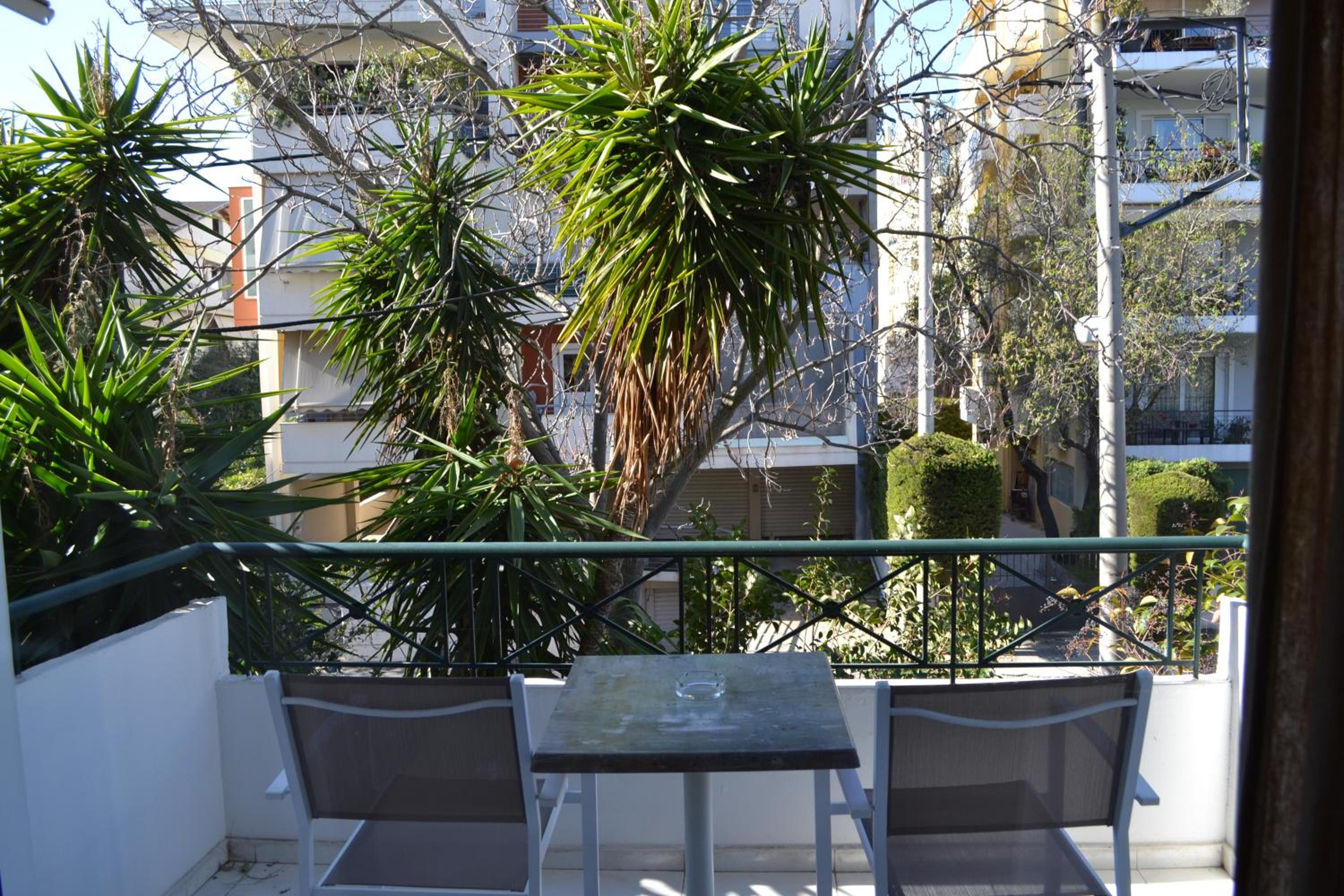 Studio with Balcony photo 2