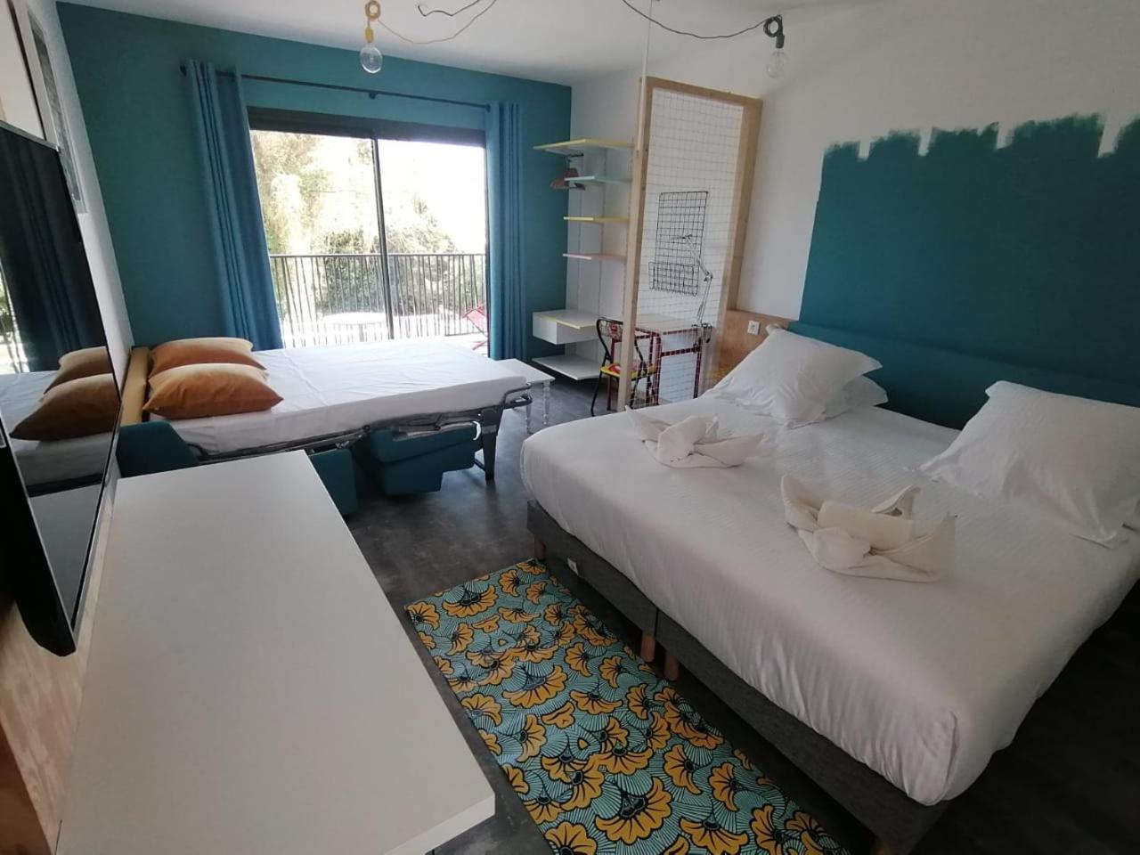 Superior Quadruple Room - Photo 3