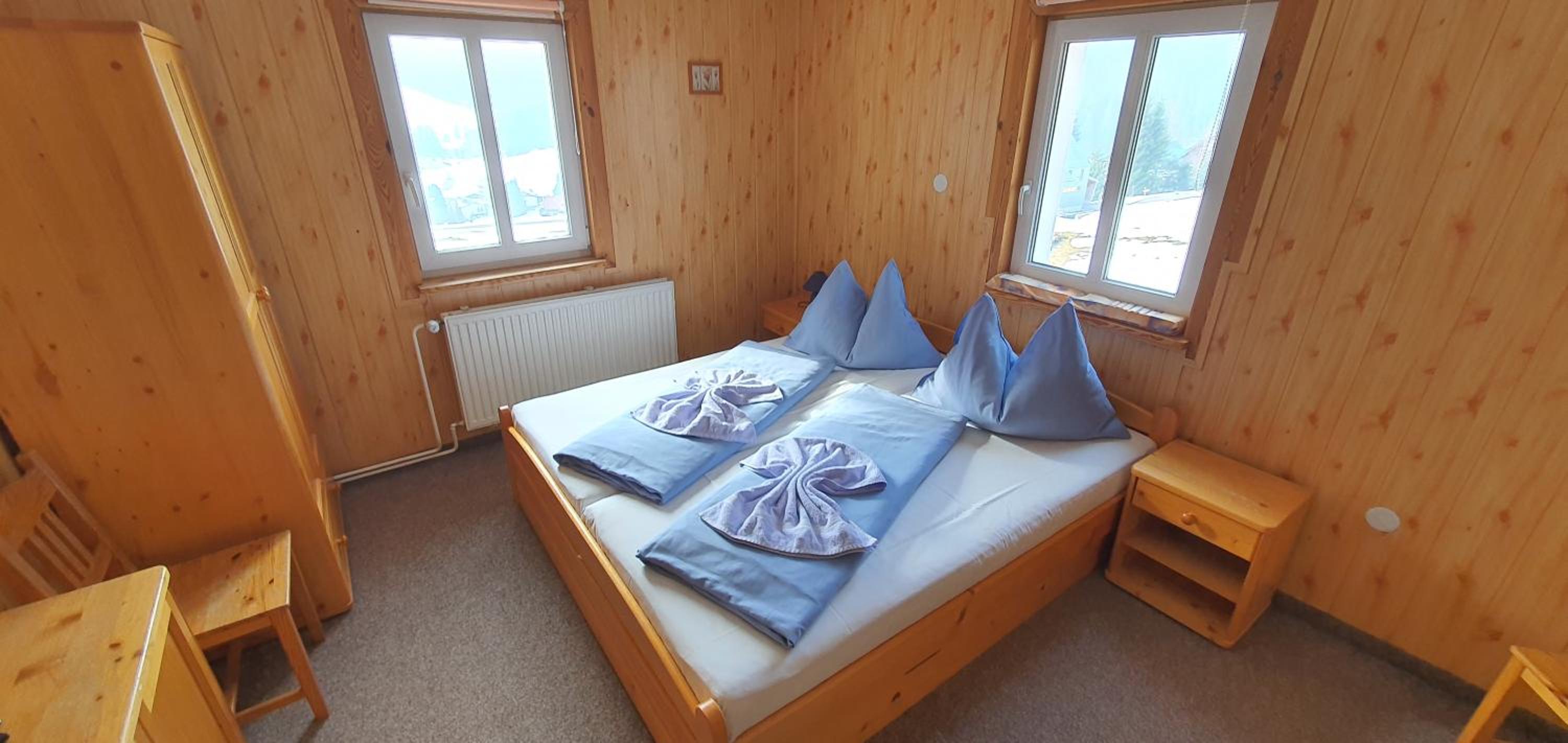Double Room with Extra Bed photo 2