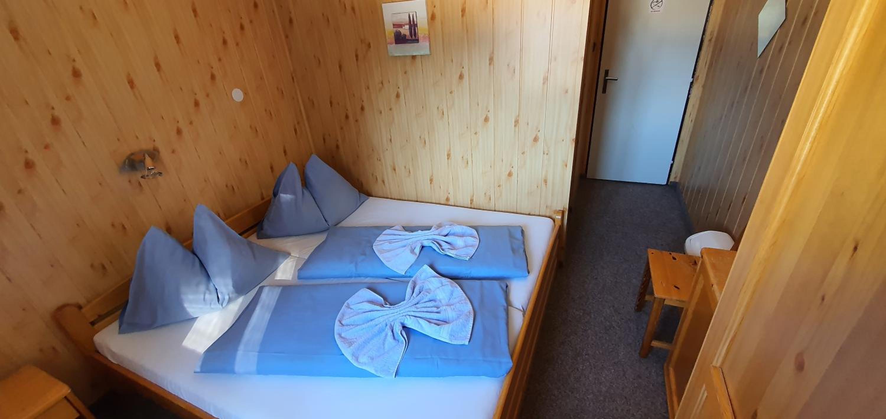 Standard Double Room photo 2