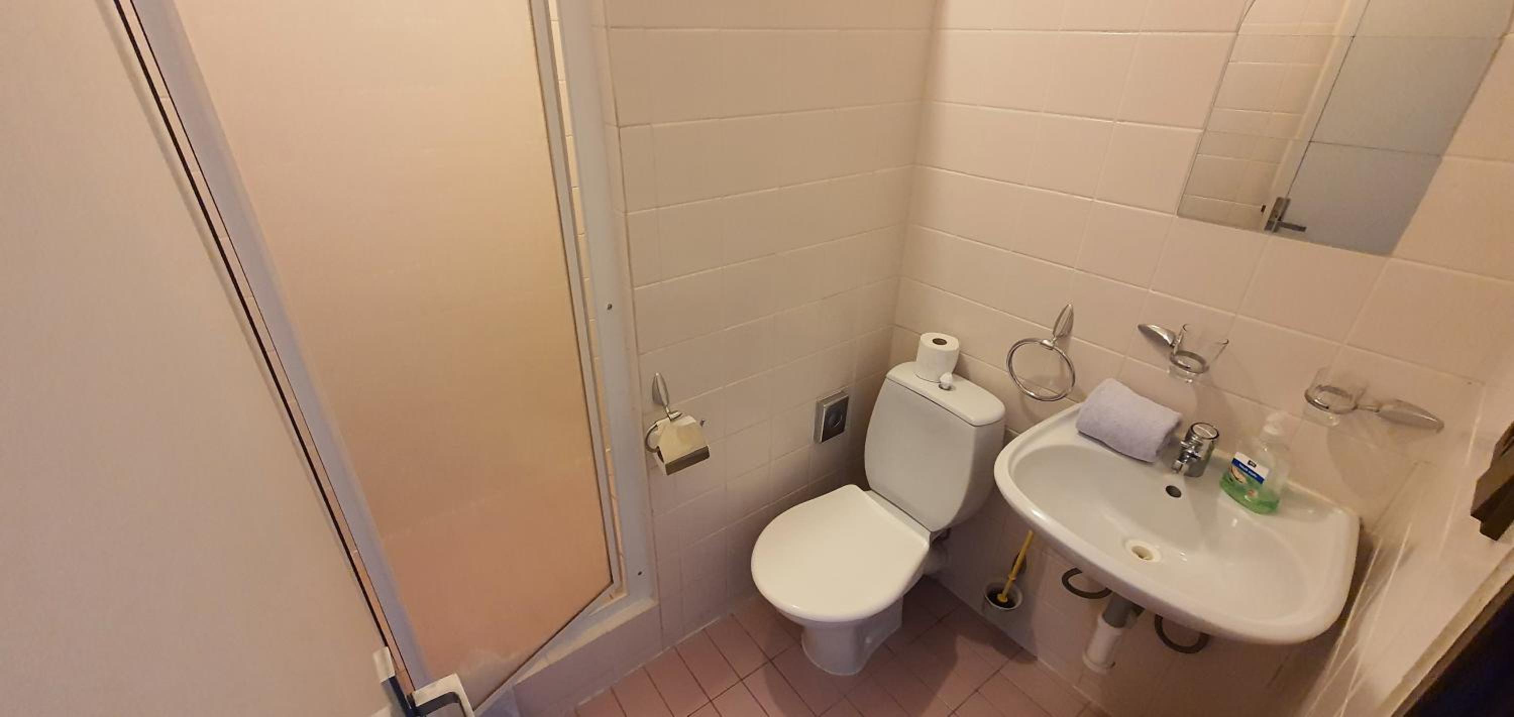 Standard Double Room photo 3