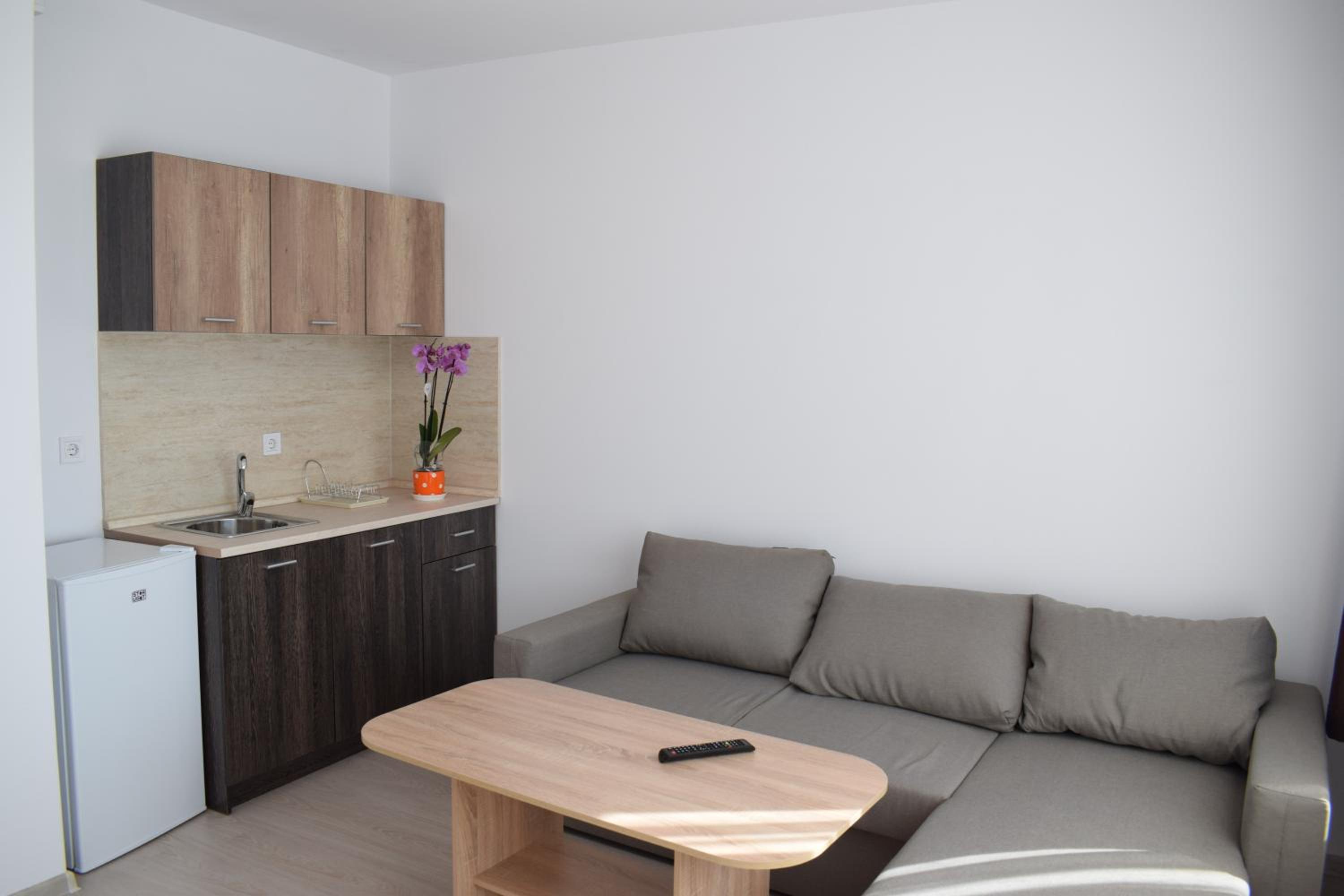 King Suite with Balcony photo 3