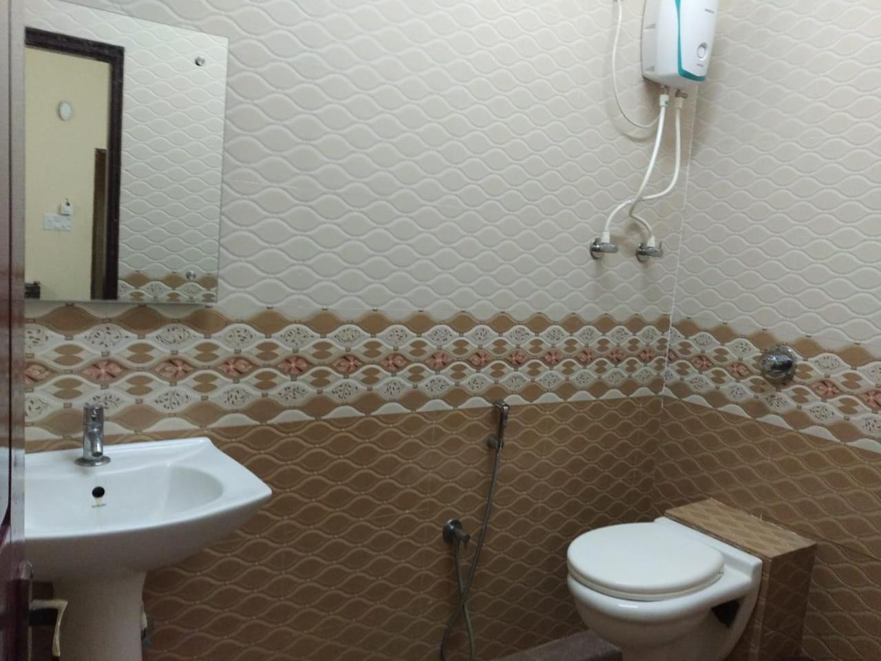 Deluxe Double Room - Photo 18