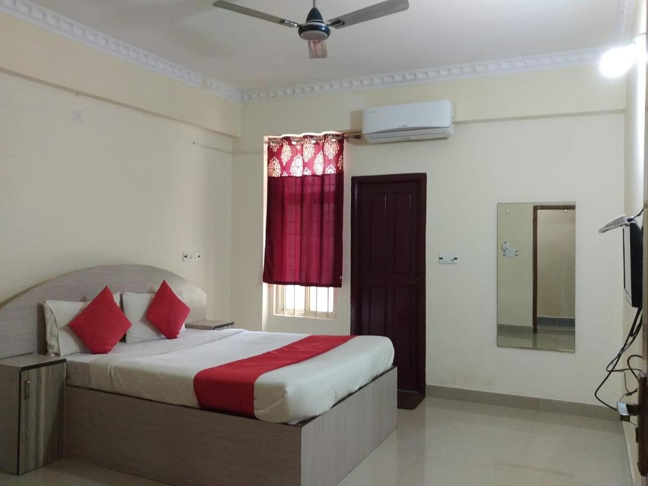 Deluxe Double Room - Photo 1