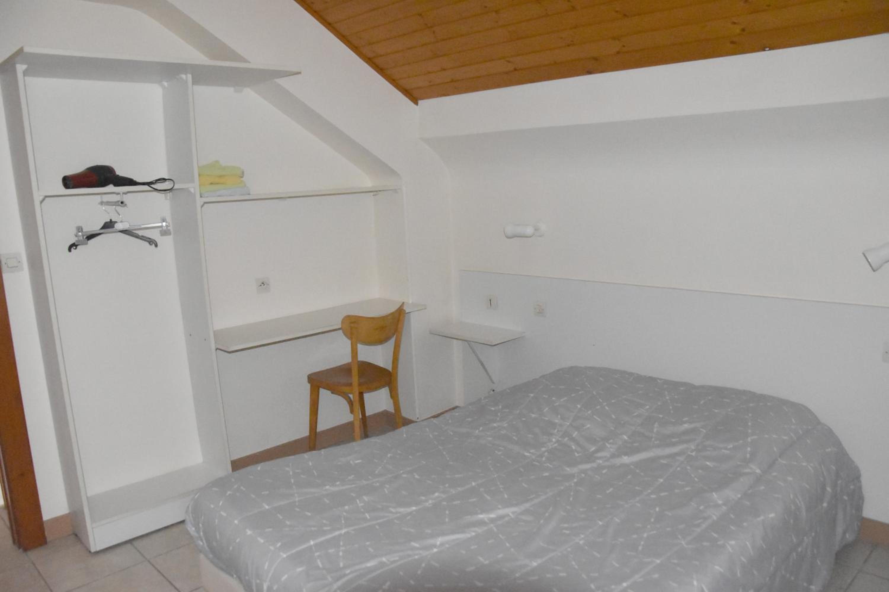 Classic Quadruple Room - Photo 6