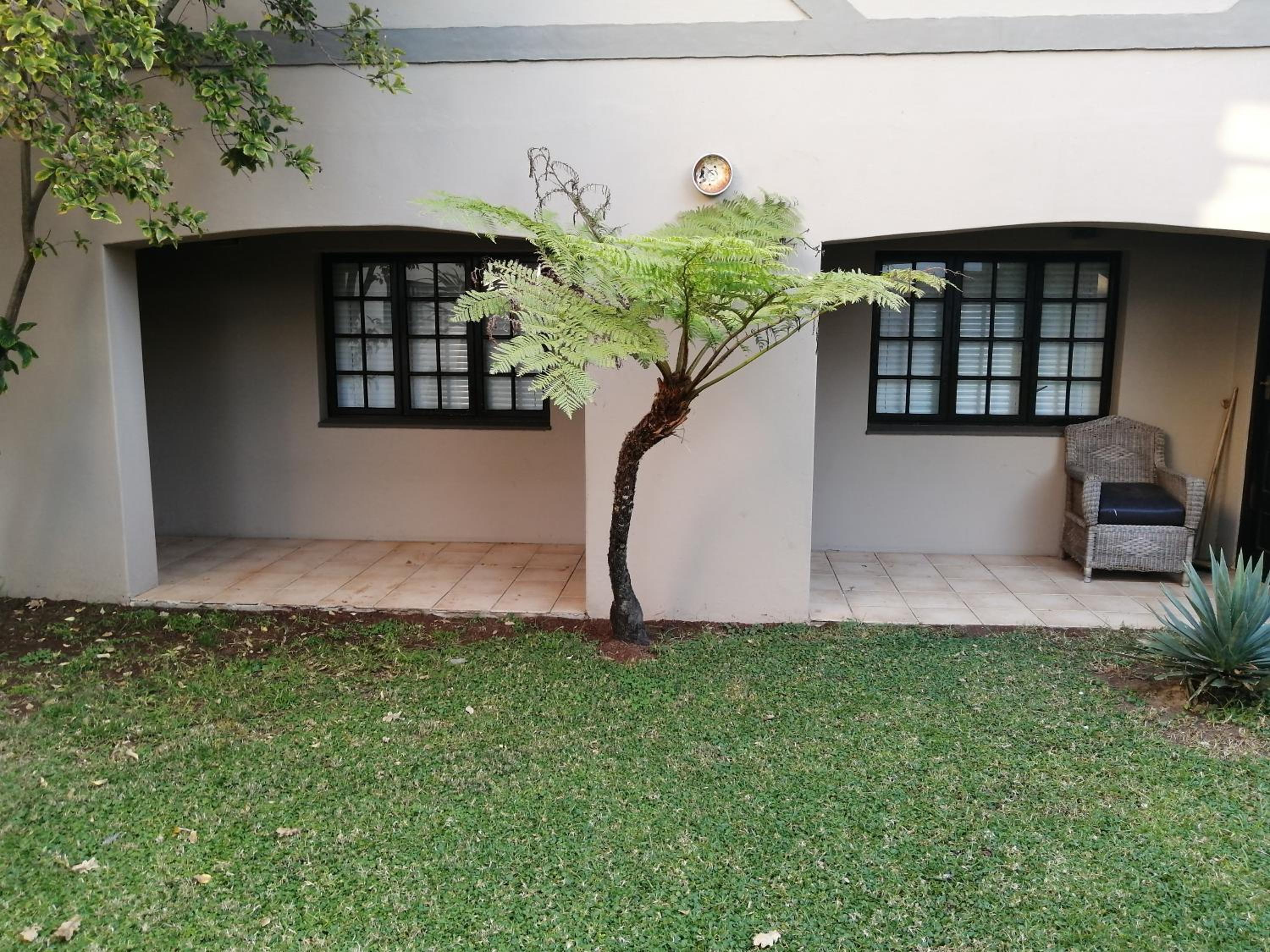 One-Bedroom Apartment - Photo 18