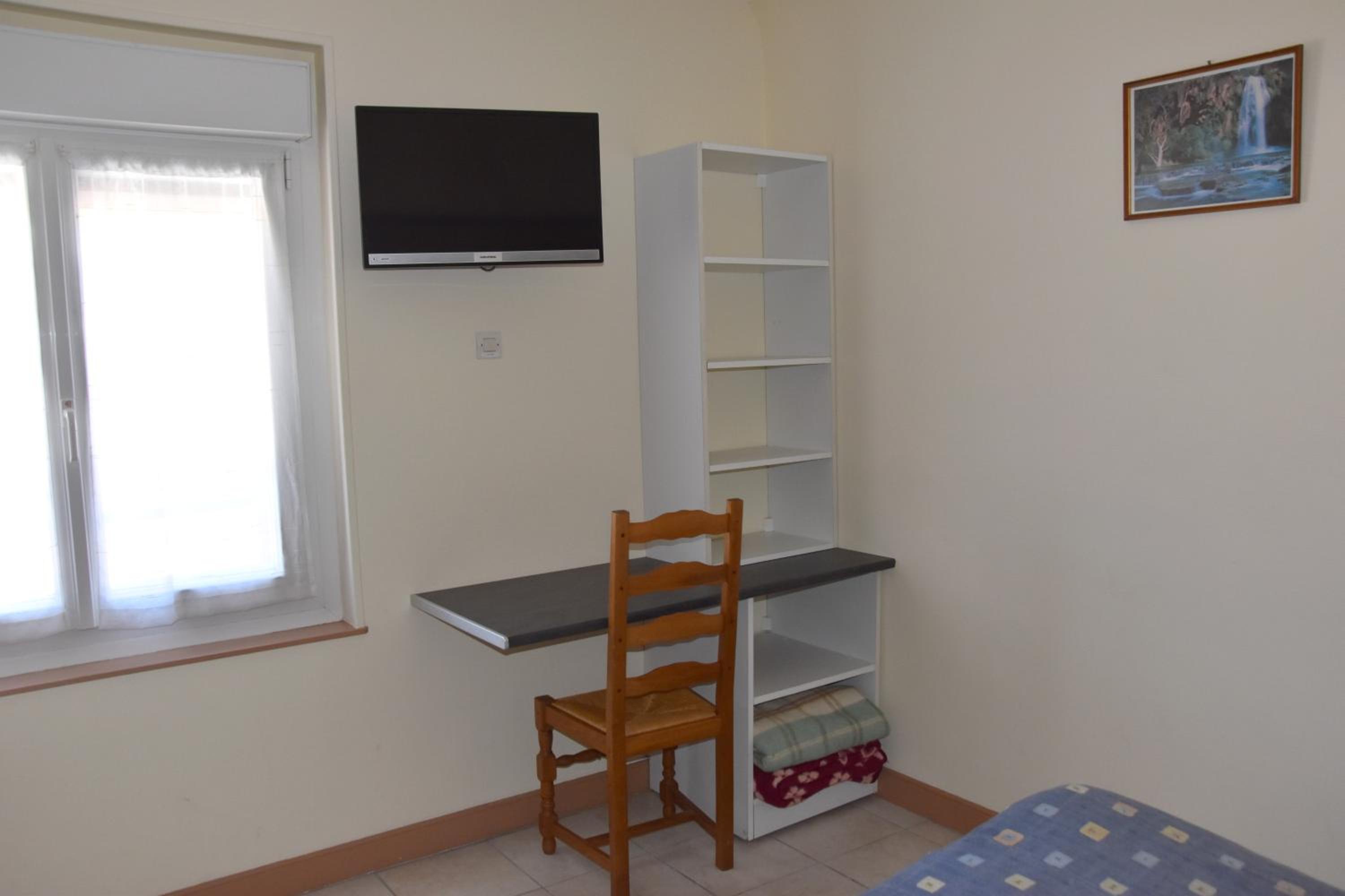 Standard Quadruple Room - Photo 6