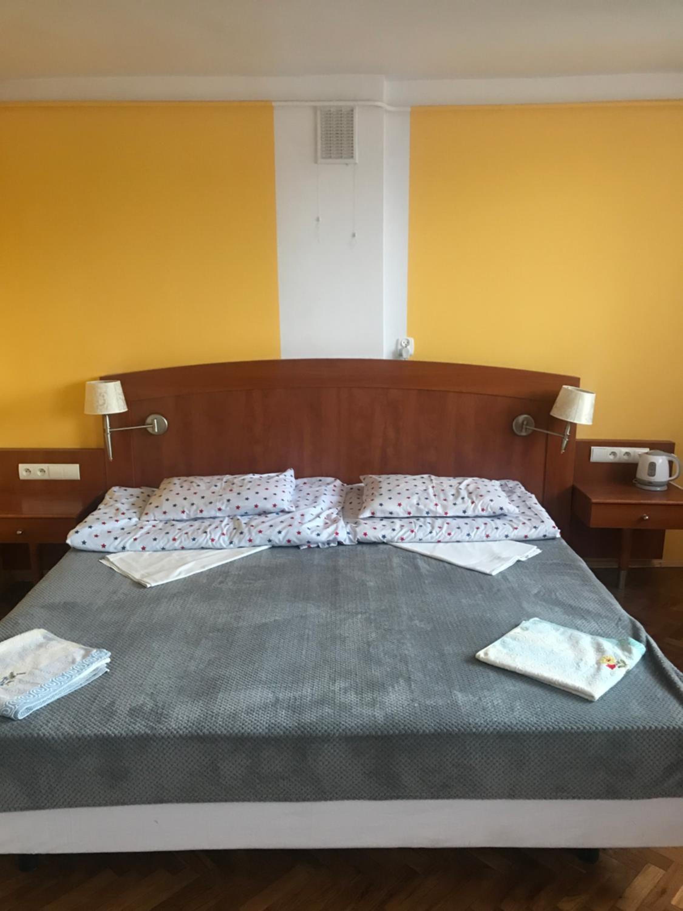 Large Double Room photo 1