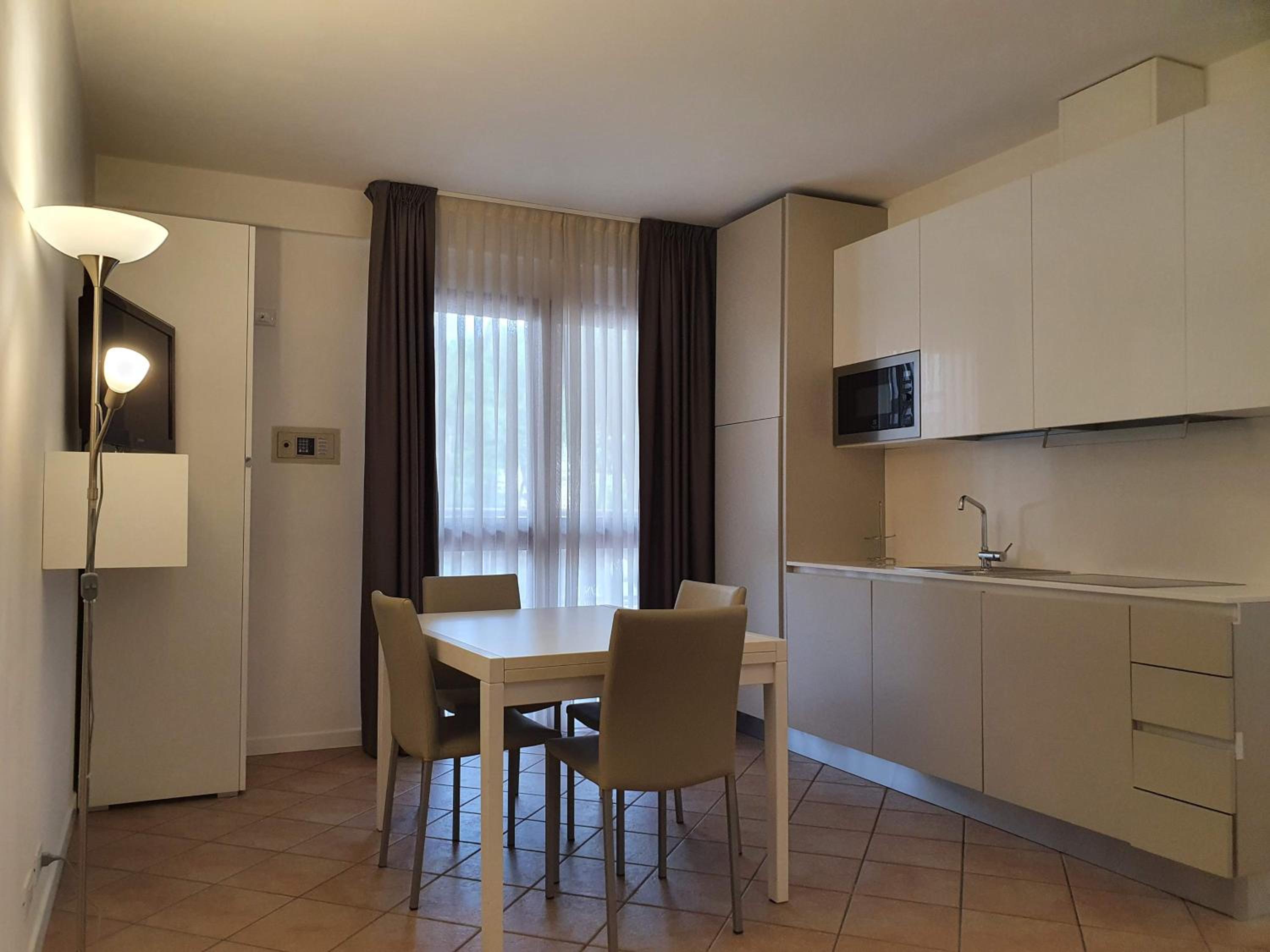 Superior One-Bedroom Apartment photo 3