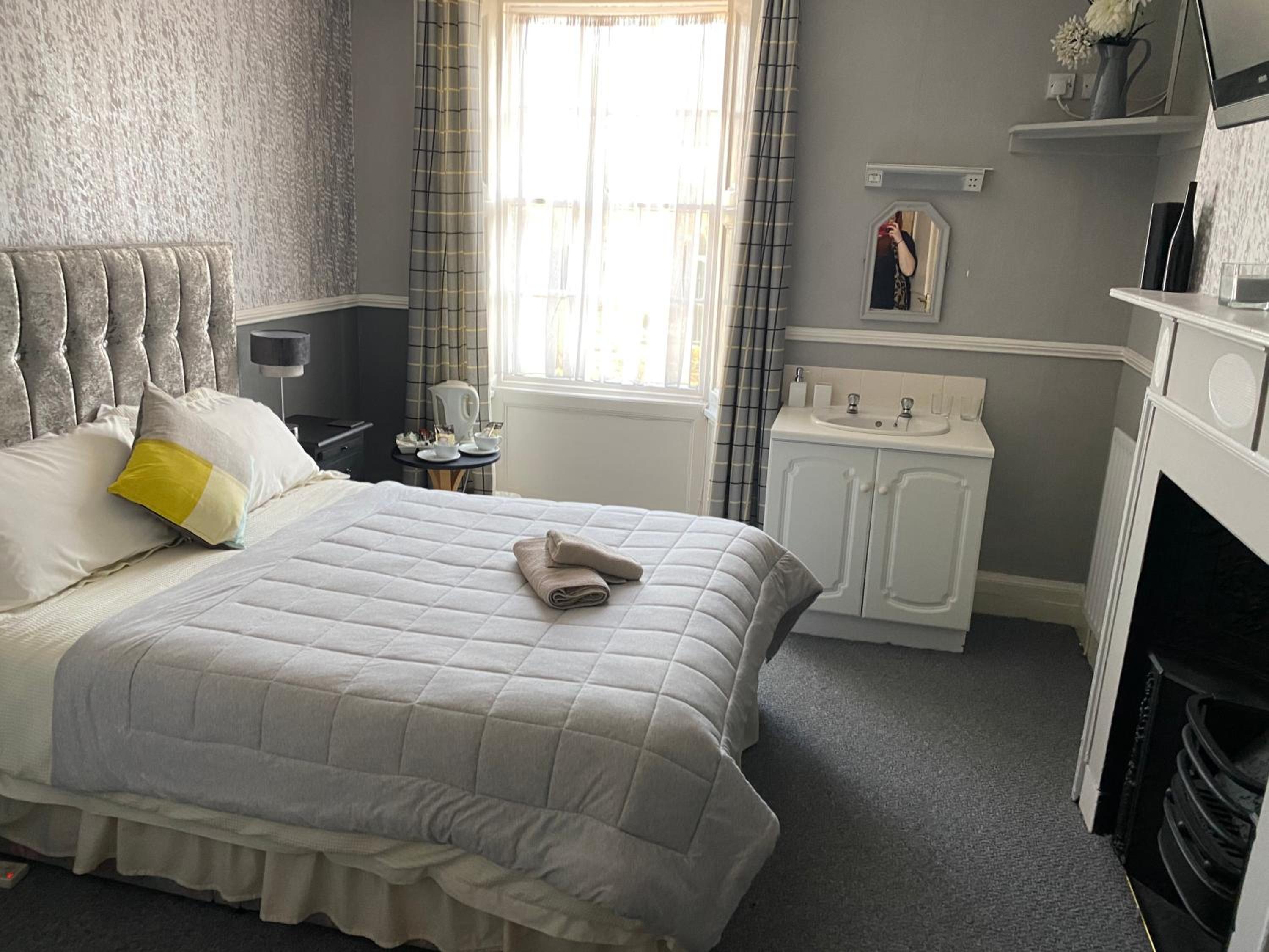 Small Double Room photo 3