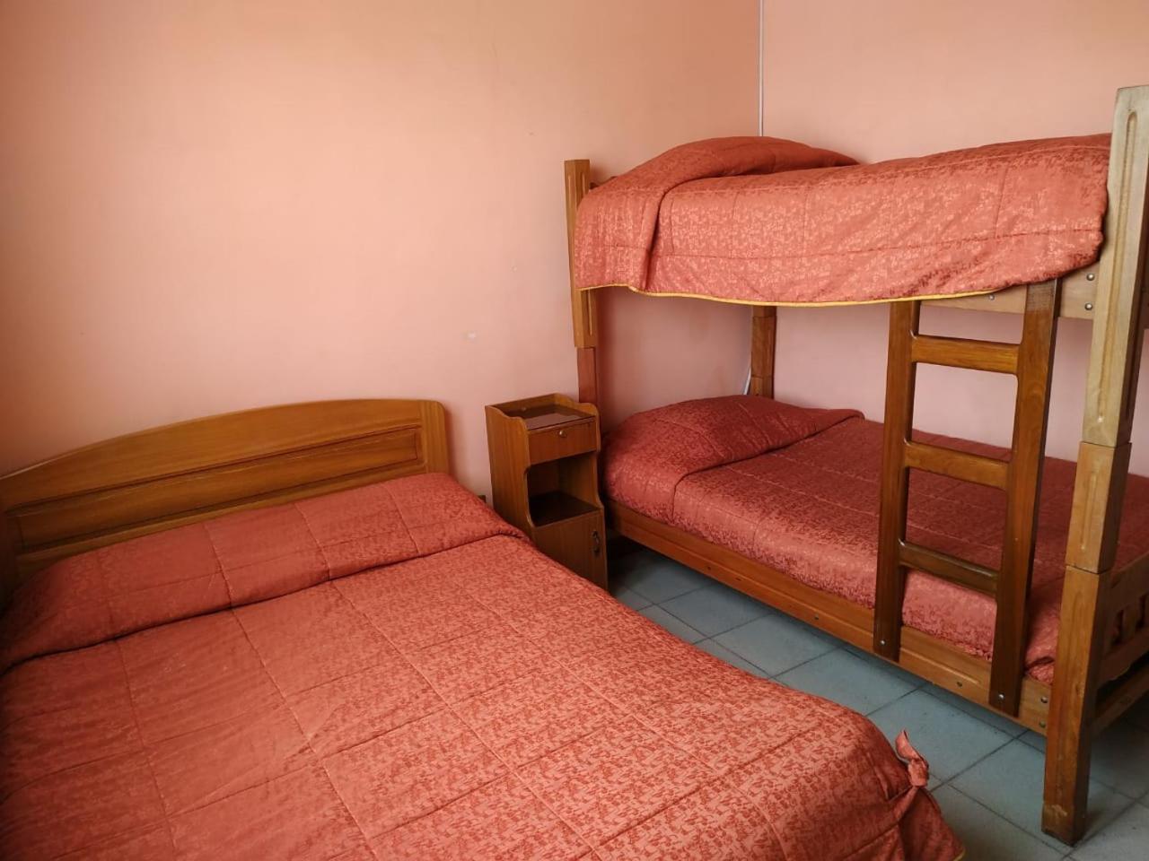 Triple Room with Shared Bathroom photo 2