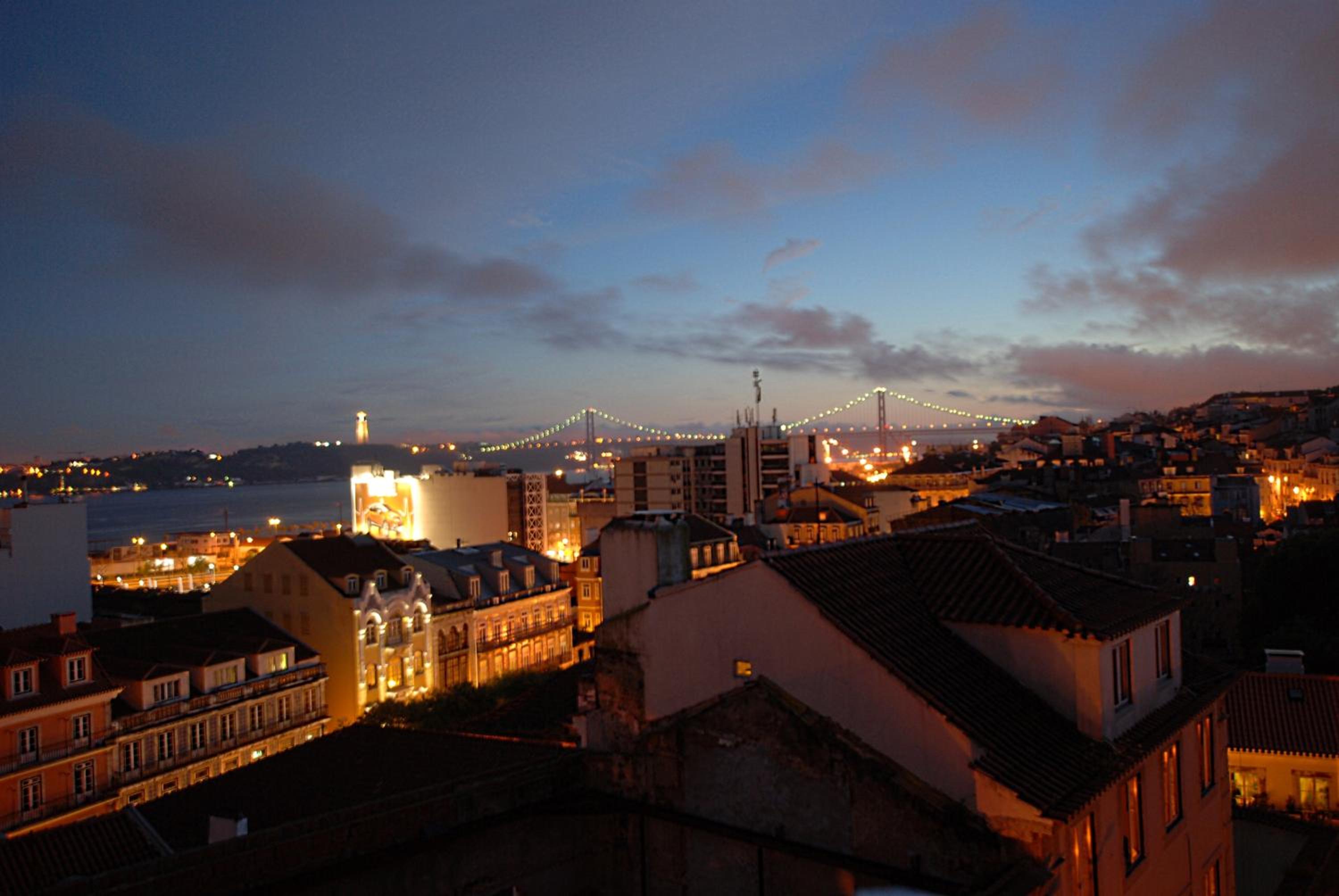 Deluxe Penthouse with Terrace photo 2