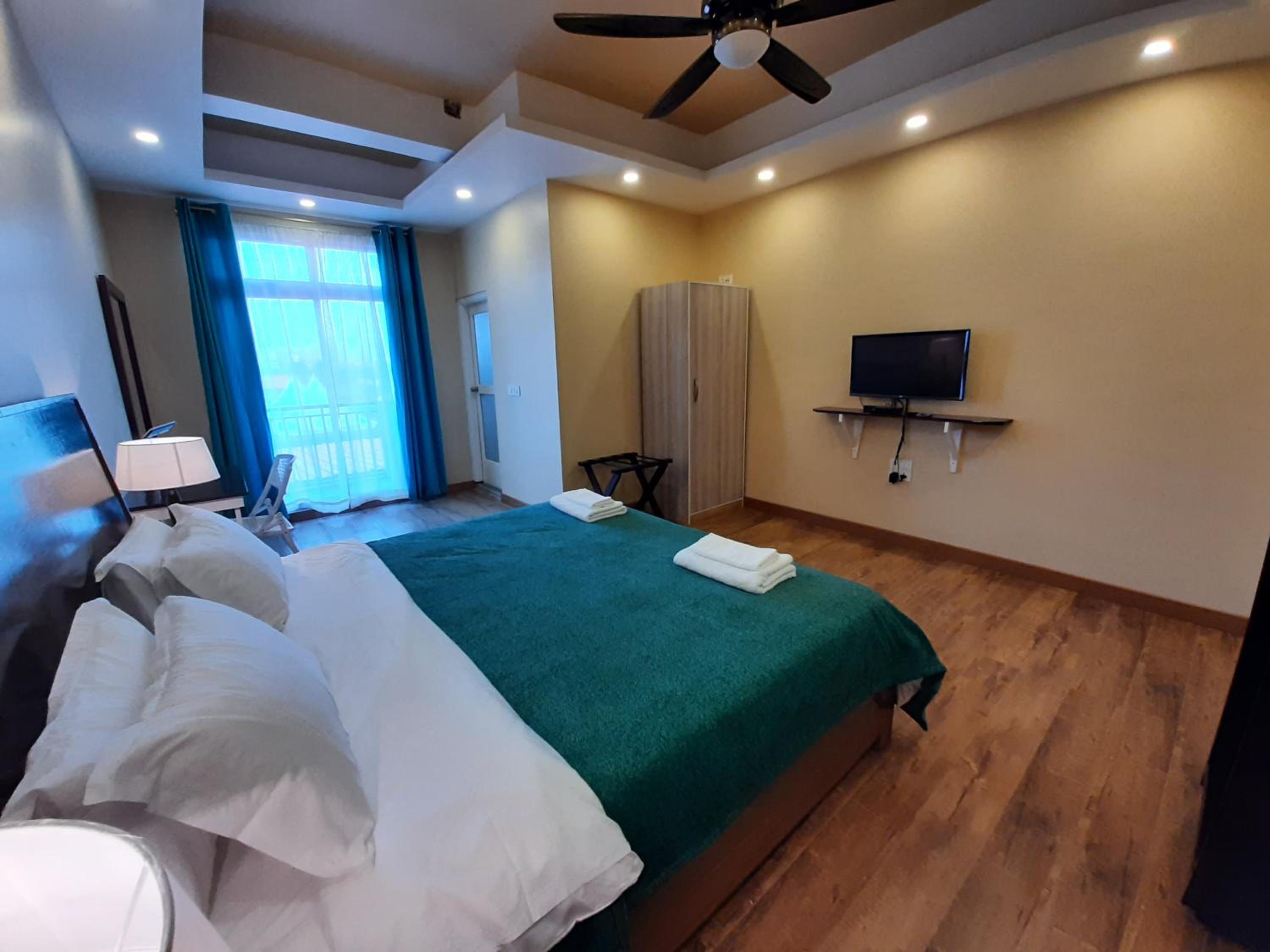 Budget Double Room - Photo 1
