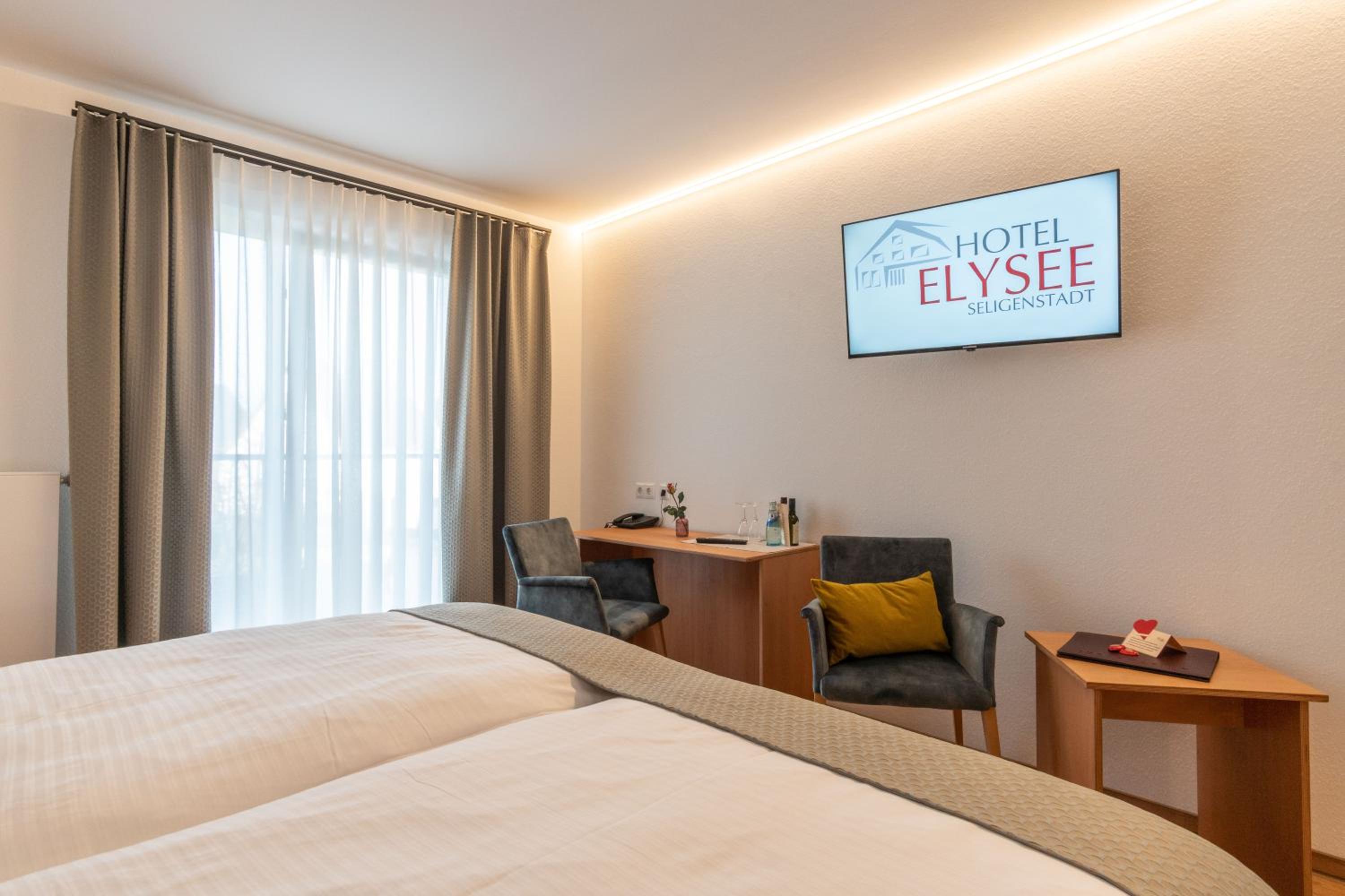 Superior Double Room - Photo 1
