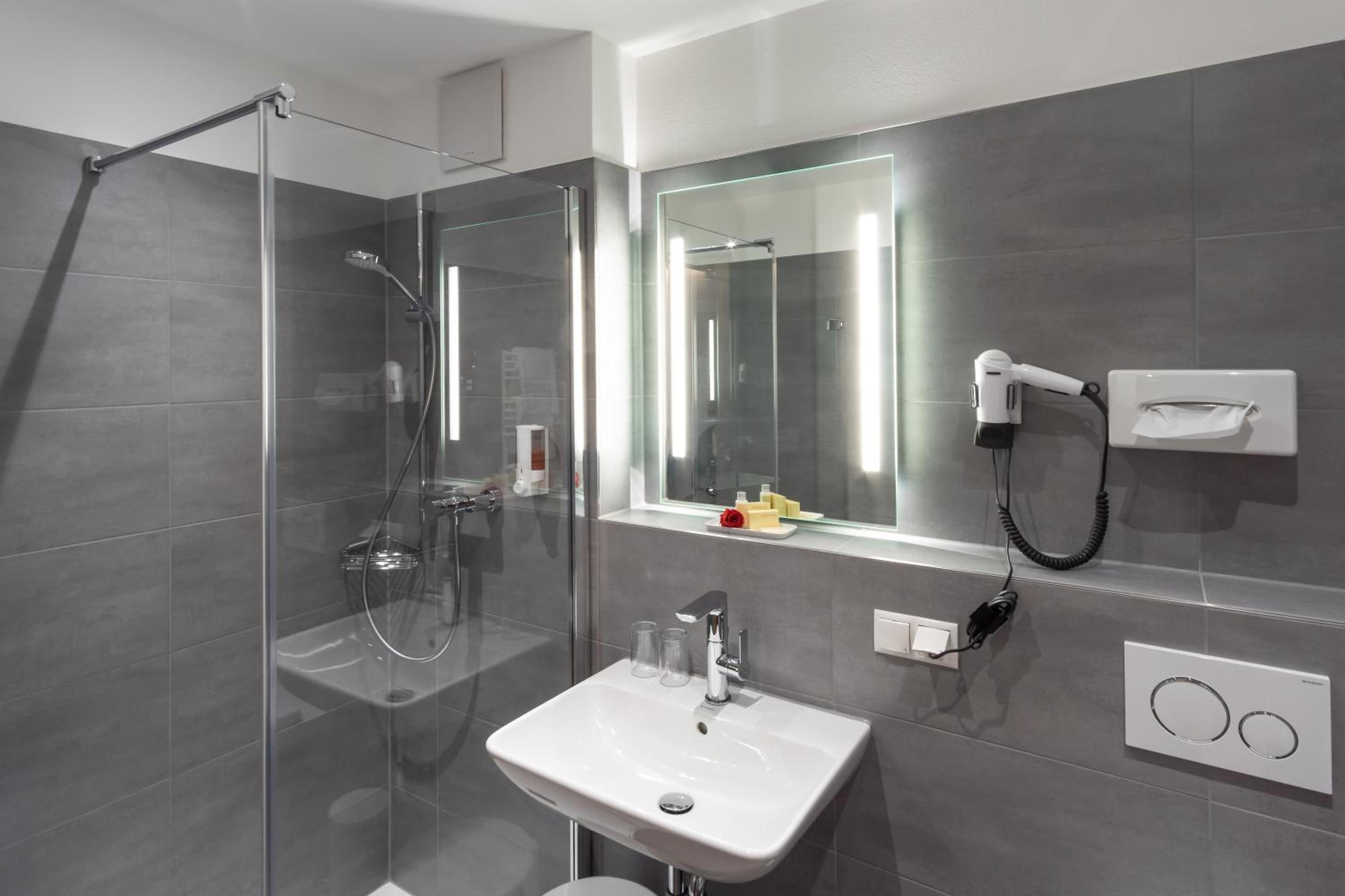 Superior Double Room - Photo 3