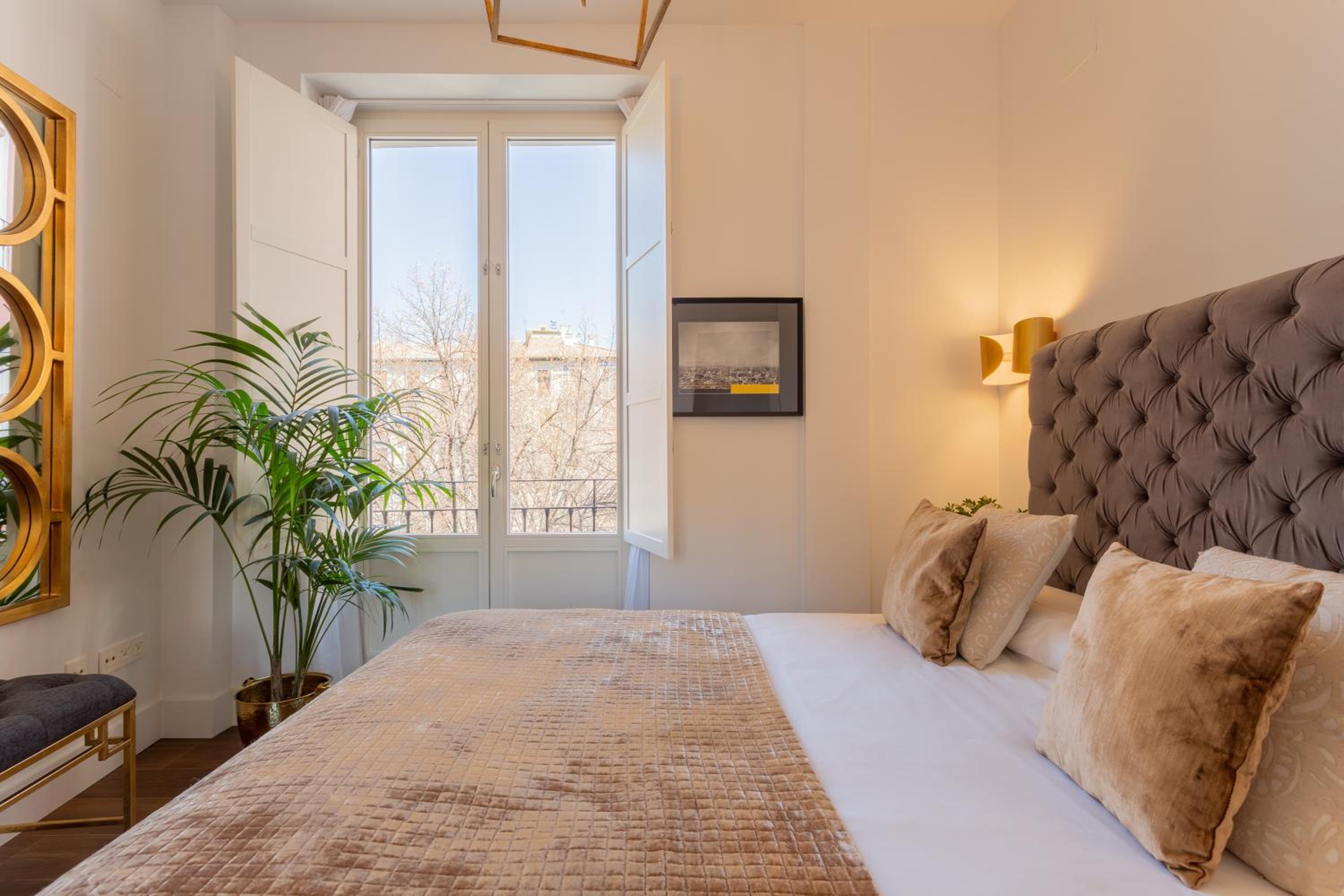 Two-Bedroom Apartment - Photo 17