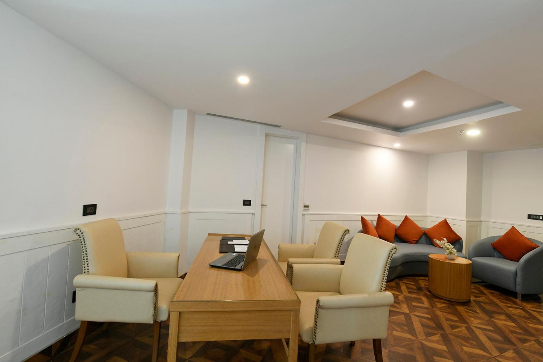 Suite - Photo 6