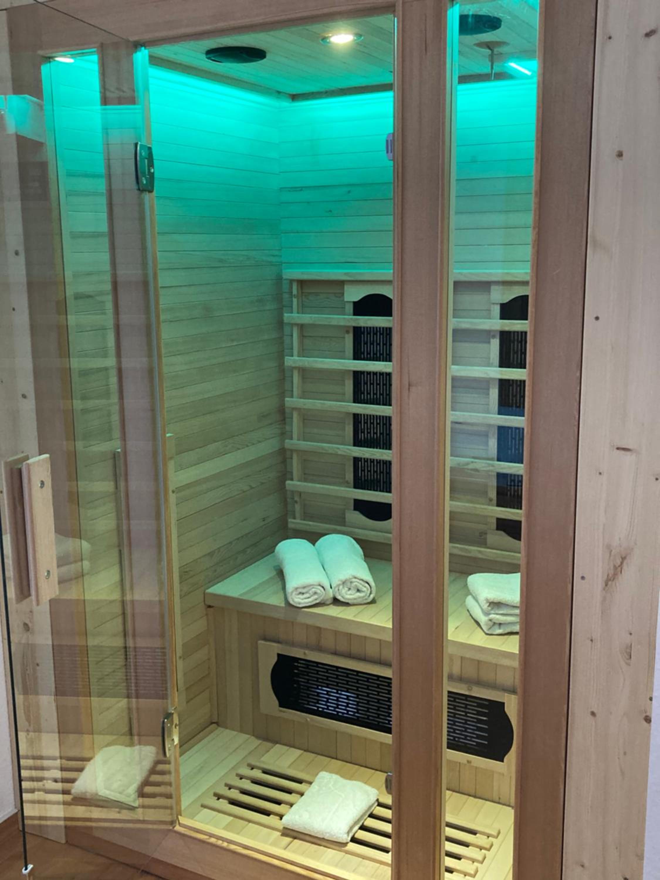 Apartment with Sauna photo 3