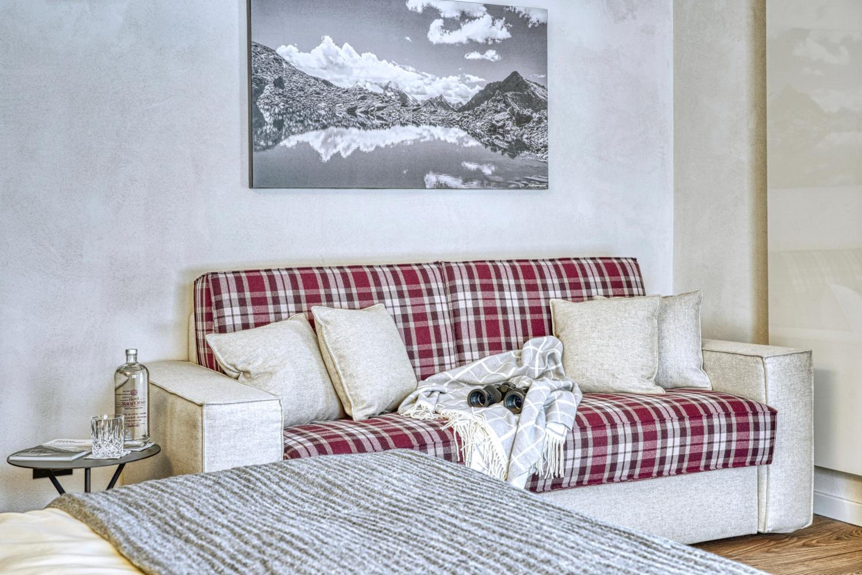Deluxe Double or Twin Room with Balcony photo 3