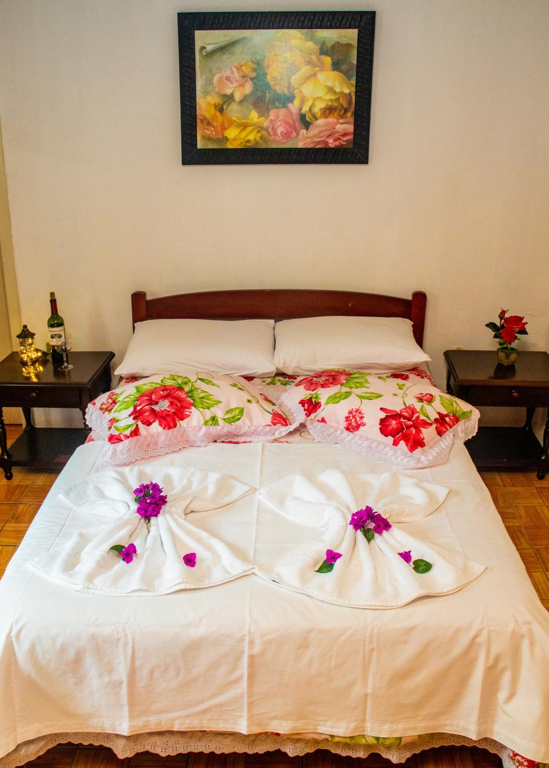 Quadruple Room with Private Bathroom photo 1
