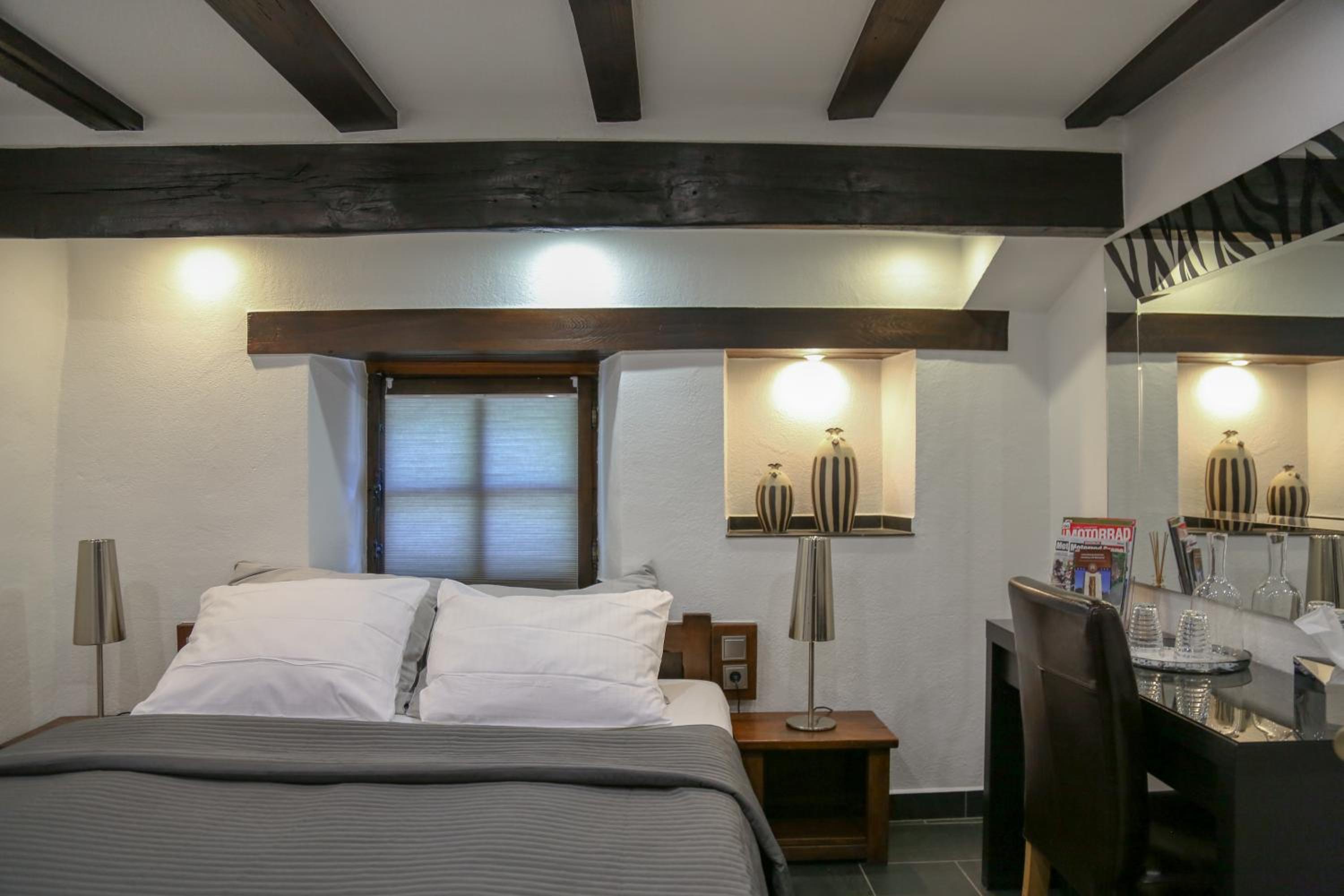 Double or Twin Room - Photo 1