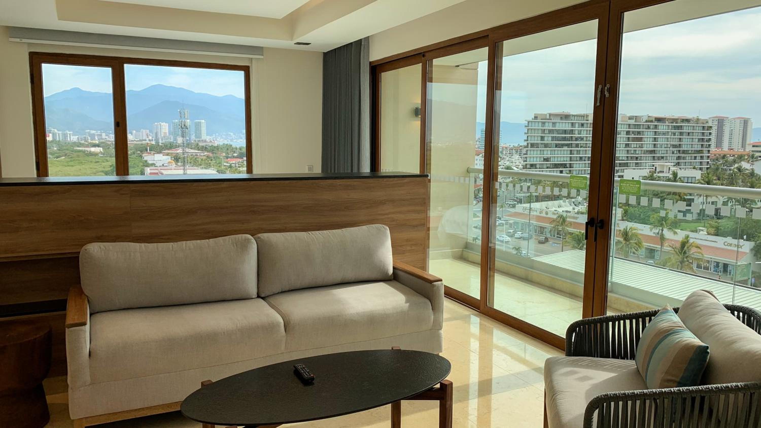 King Suite with Mountain View - Photo 8