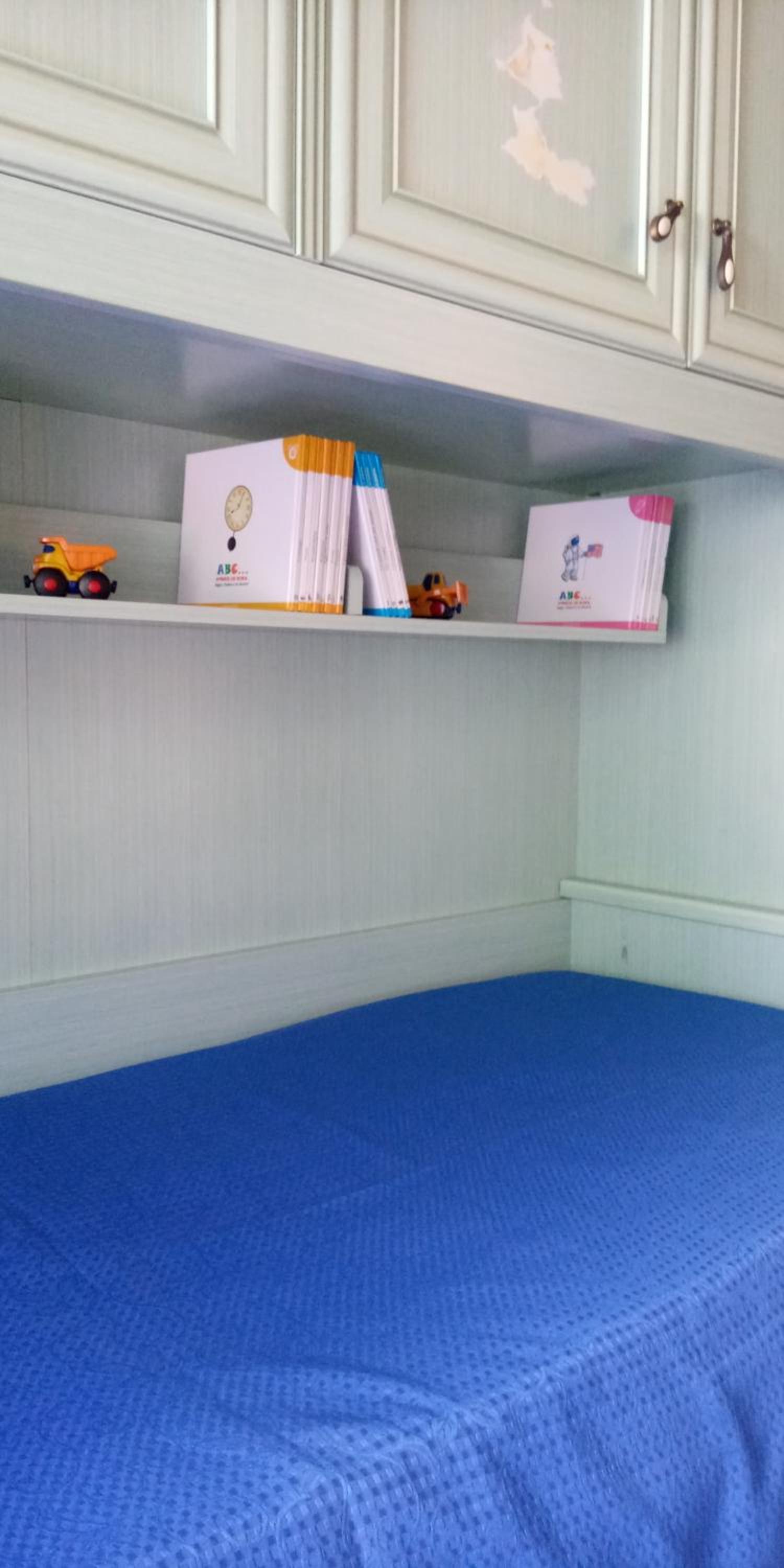 Two-Bedroom House photo 3