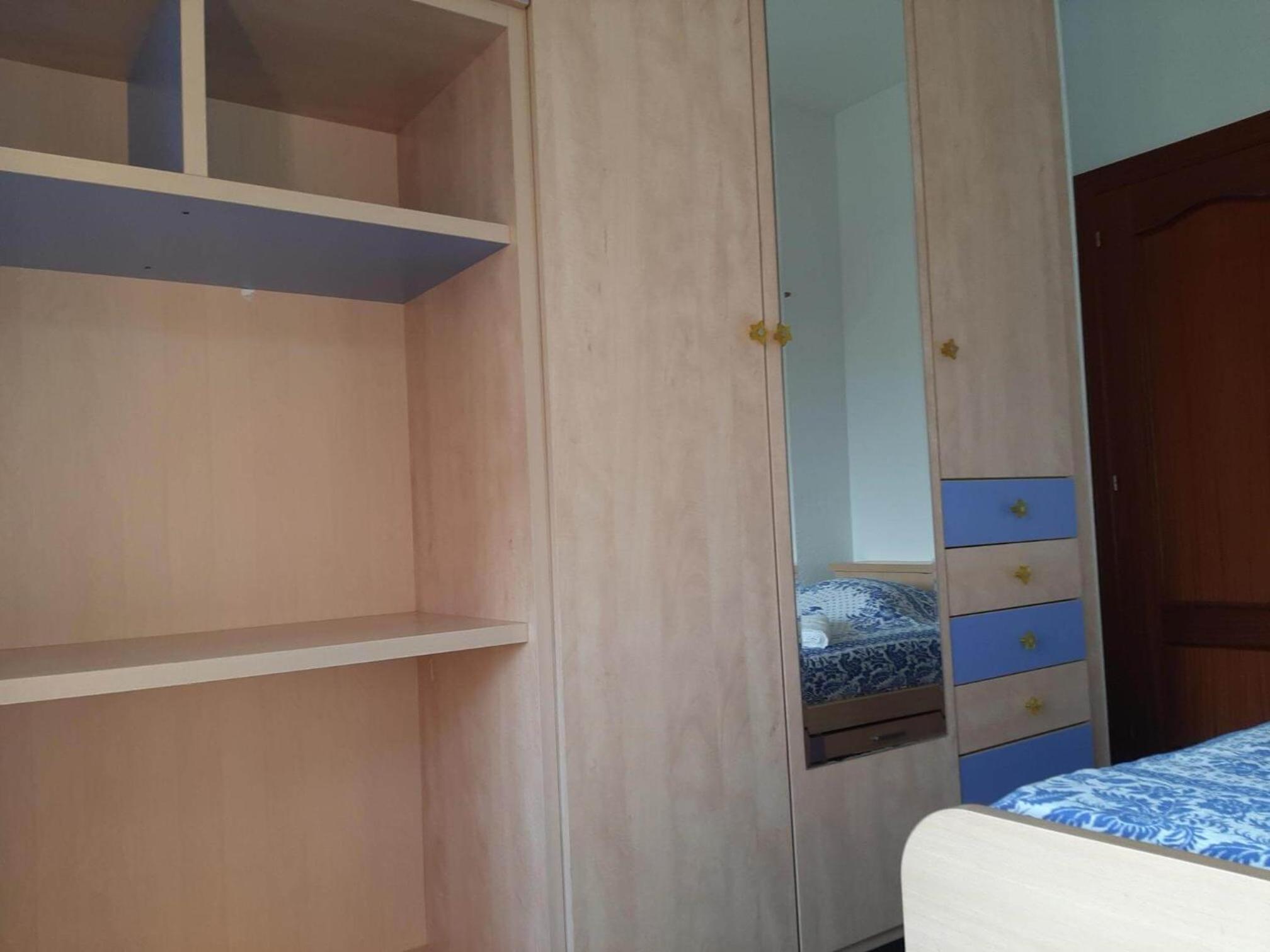 Standard Single Room with Shared Bathroom photo 3