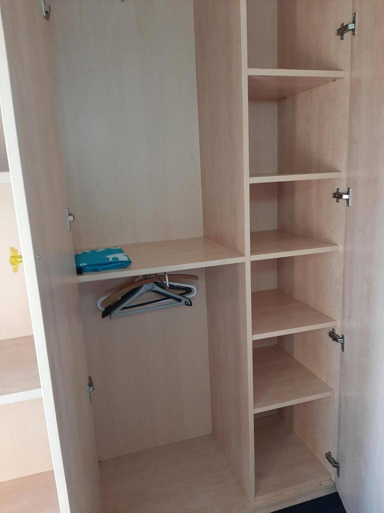 Standard Single Room with Shared Bathroom photo 2