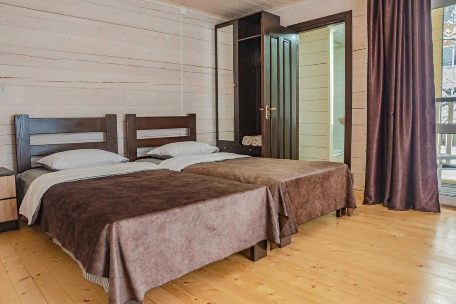 Double or Twin Room photo 3