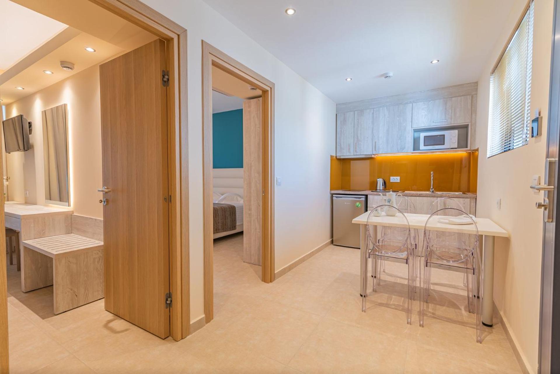 Two-Bedroom Apartment - Photo 7