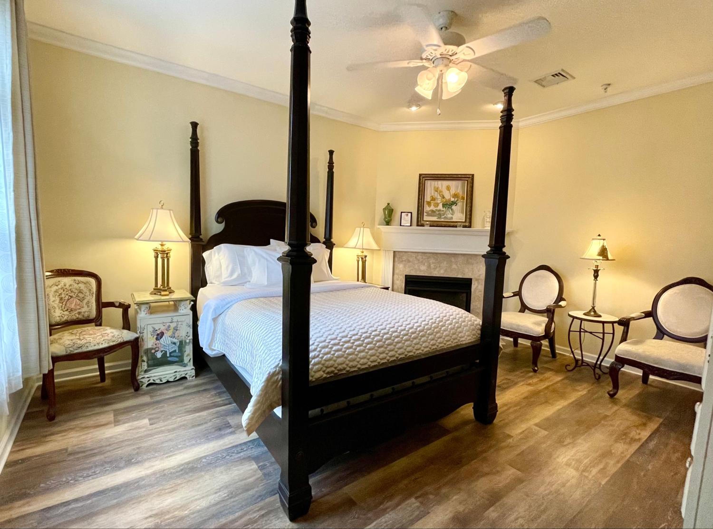 Queen Suite