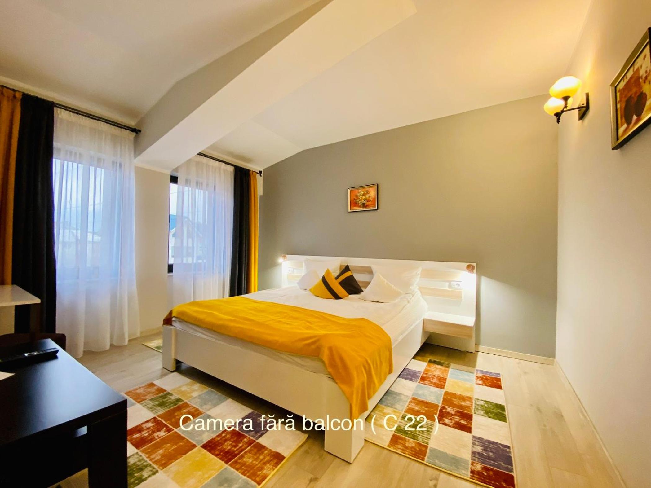 Standard Double Room - Photo 1