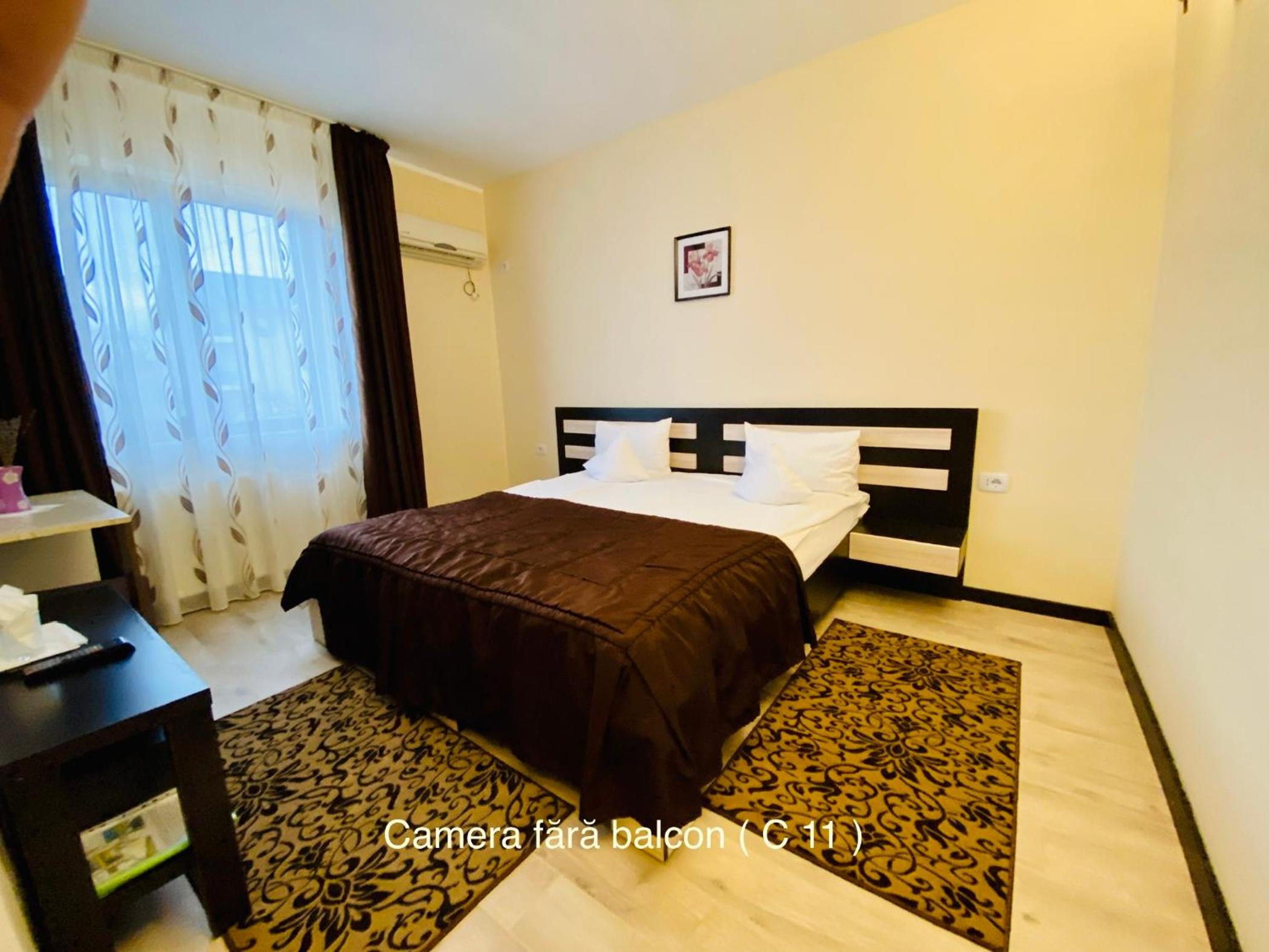 Standard Double Room - Photo 5