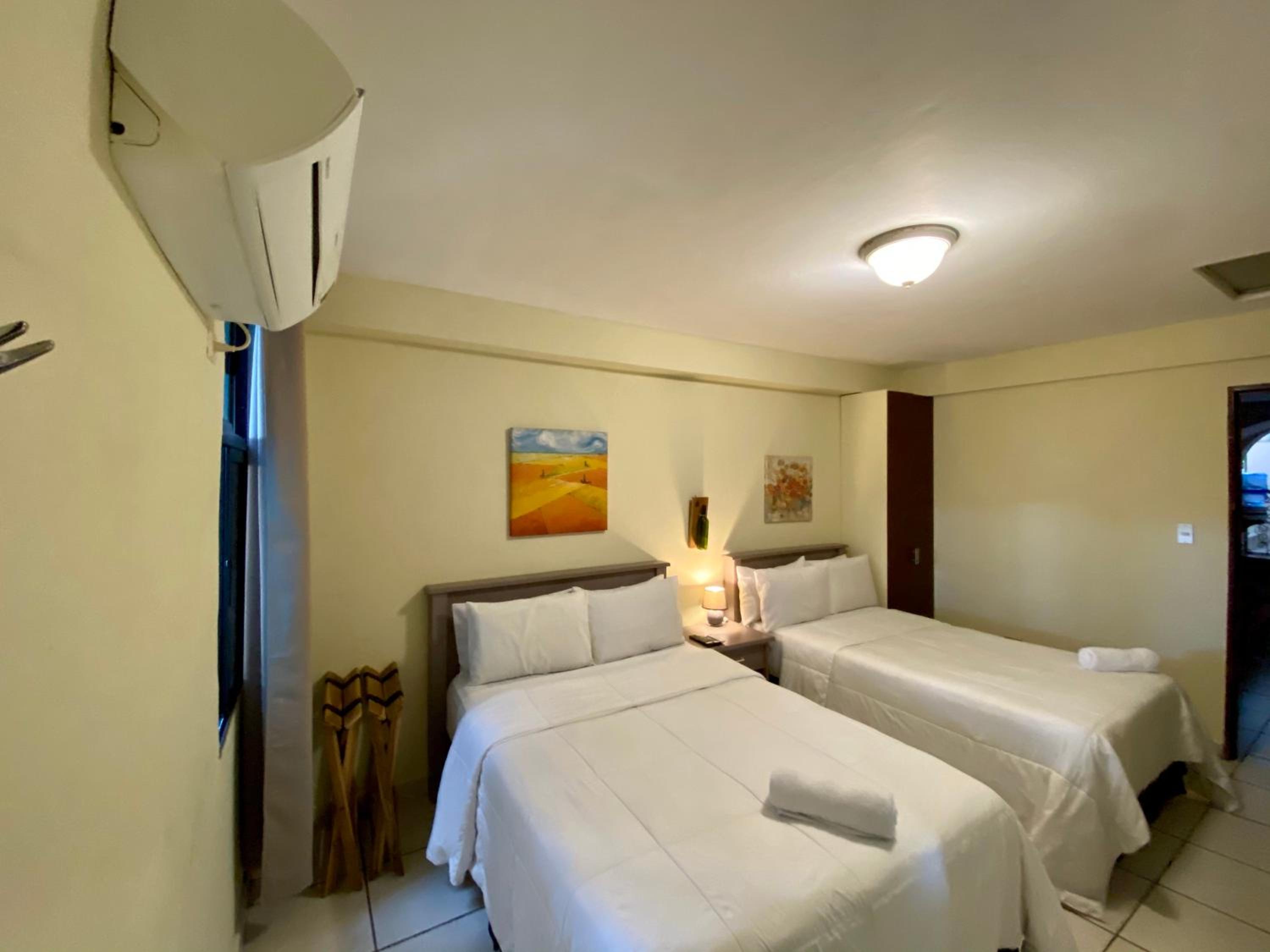Double Room - Photo 6