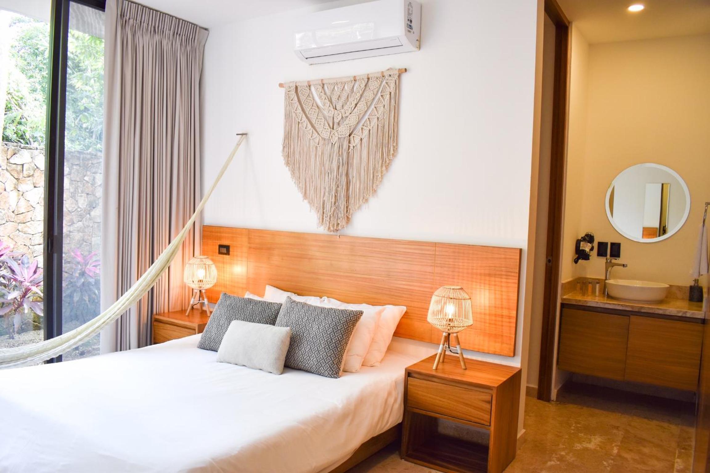 Double Room with Garden View - Photo 1