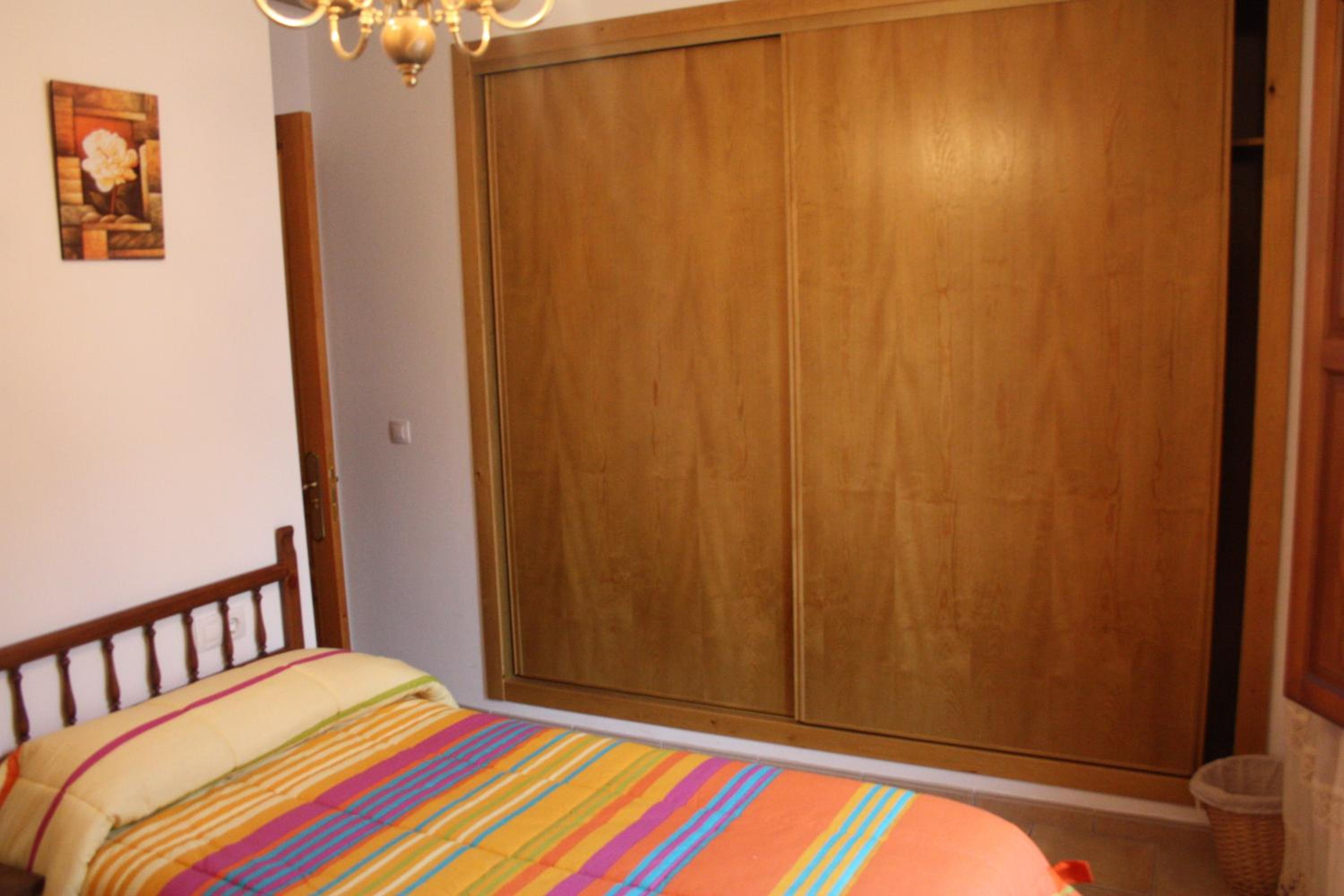 Four-Bedroom House photo 3