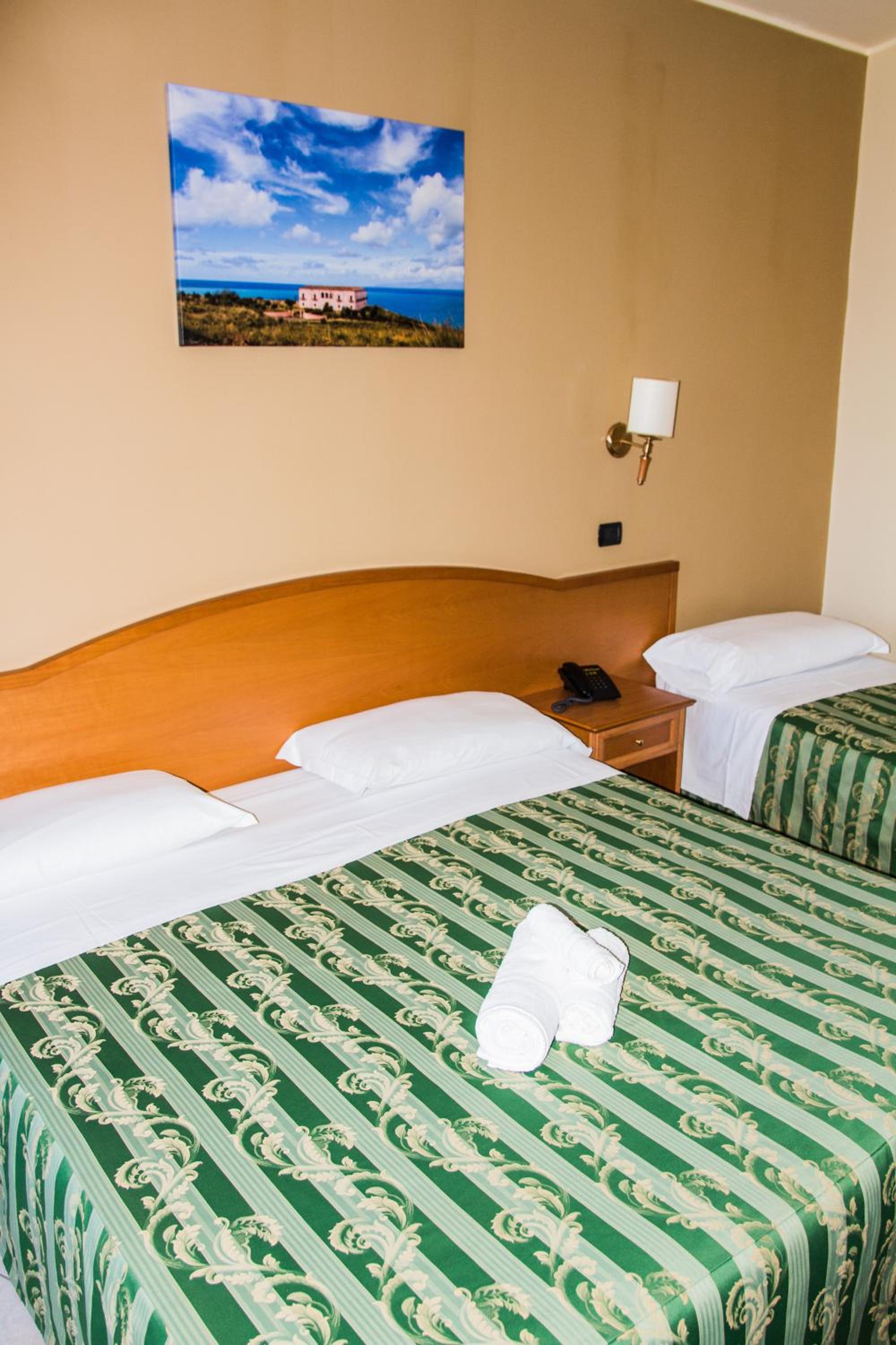 Triple Room photo 1