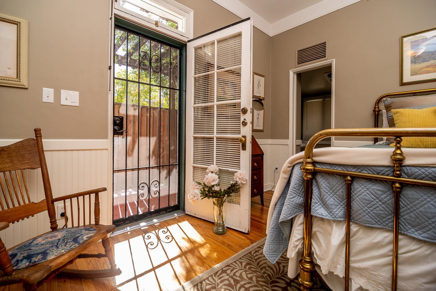 Queen Room with Garden View photo 1