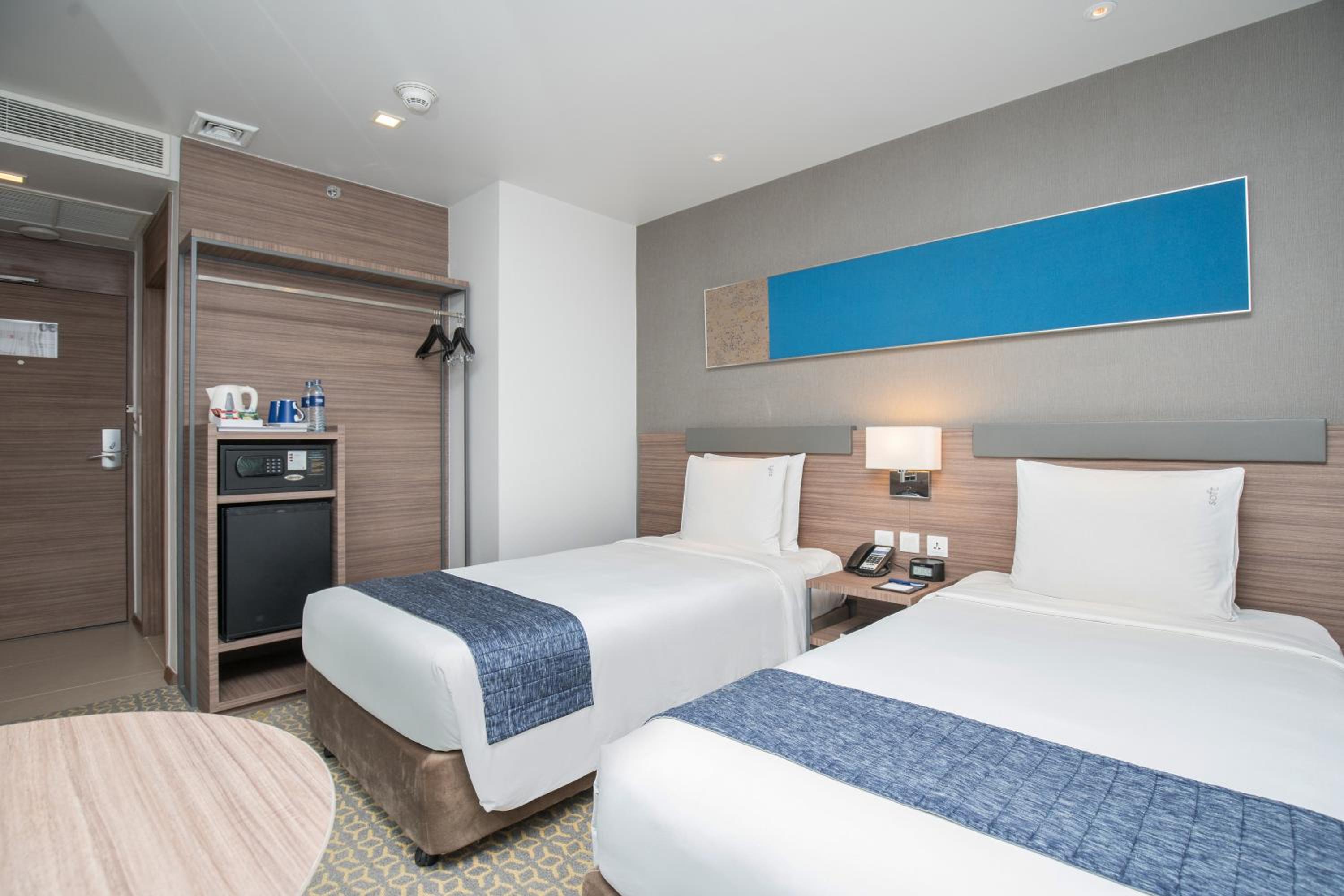 Standard Room with Free Breakfast photo 3