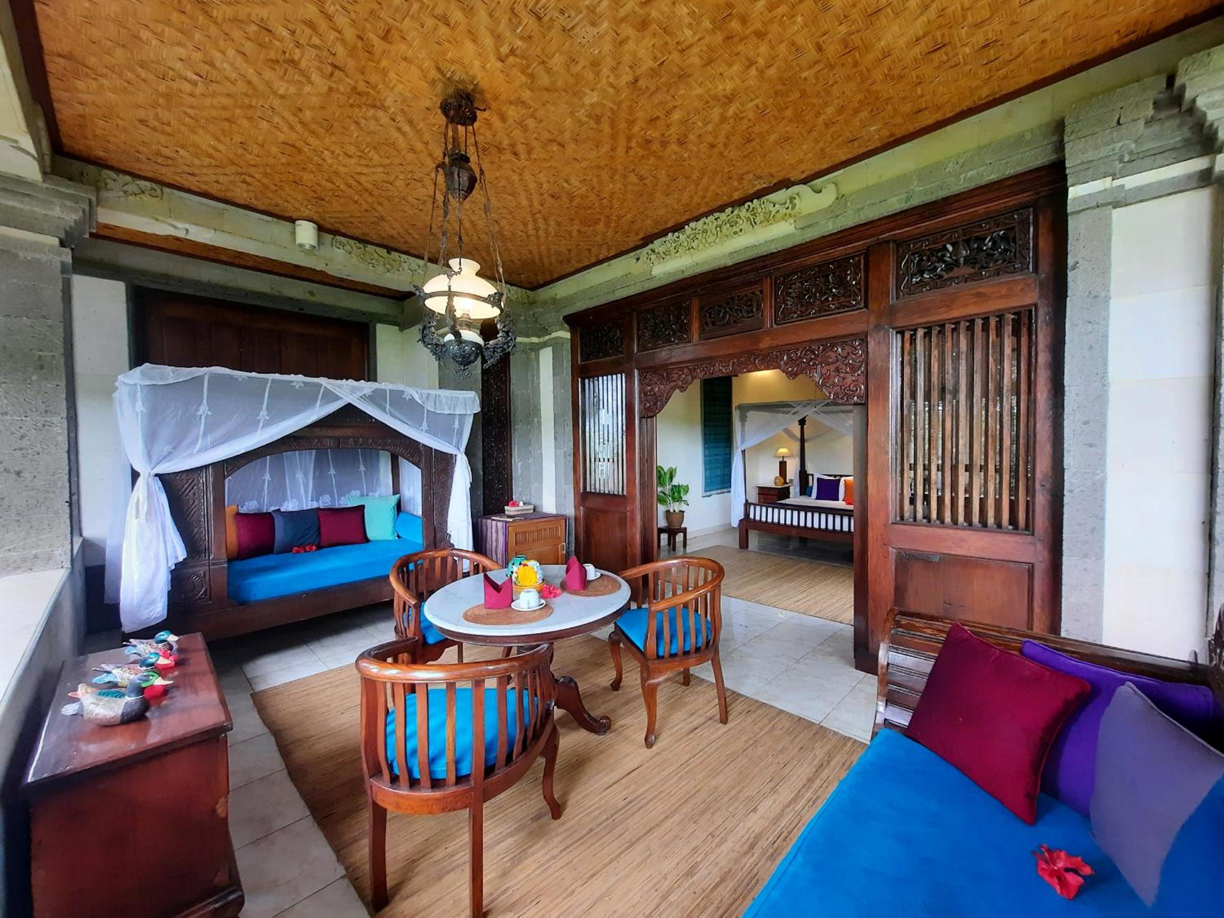 One-Bedroom Suite photo 2