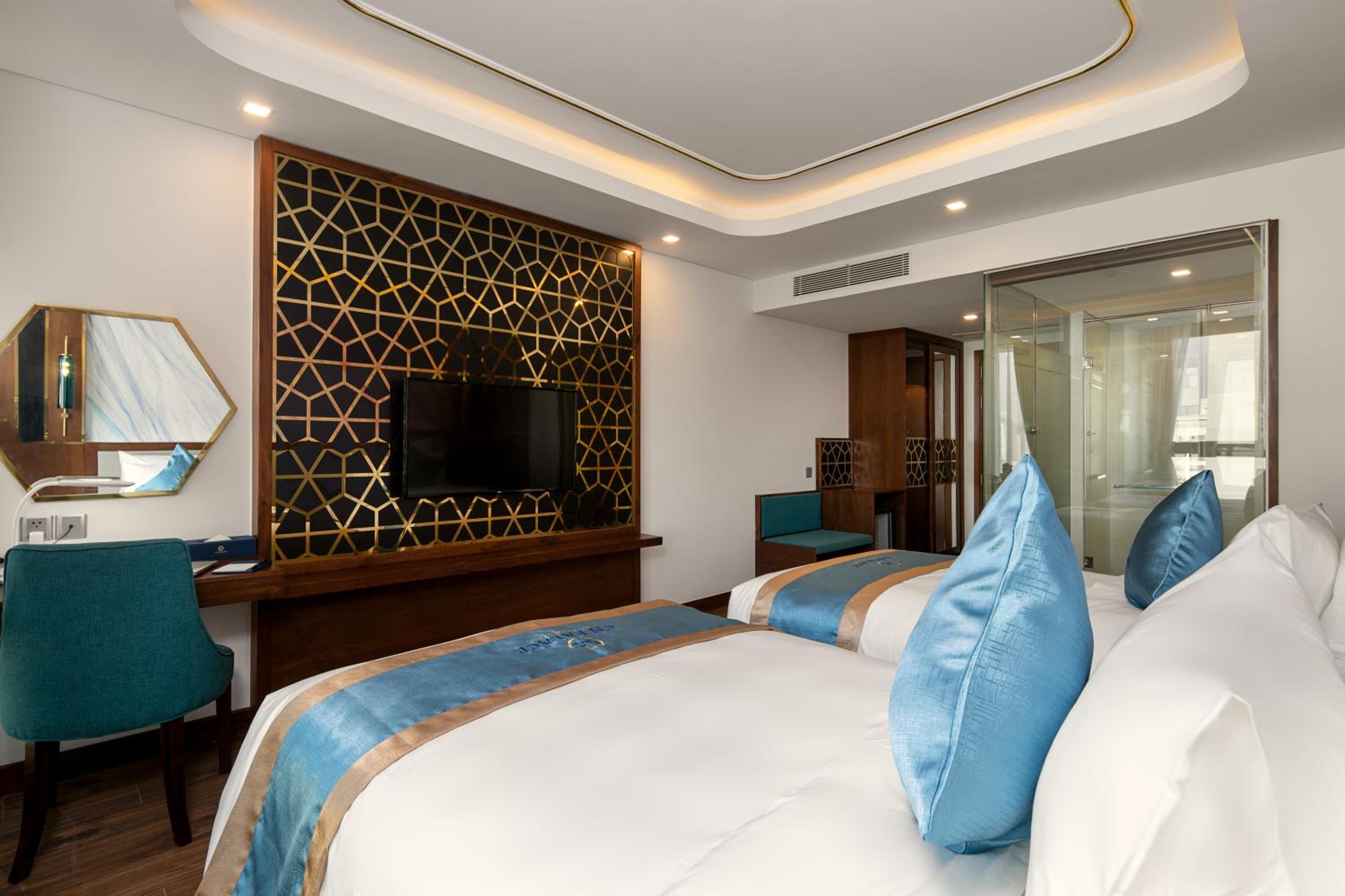 Deluxe Twin Room - Photo 8
