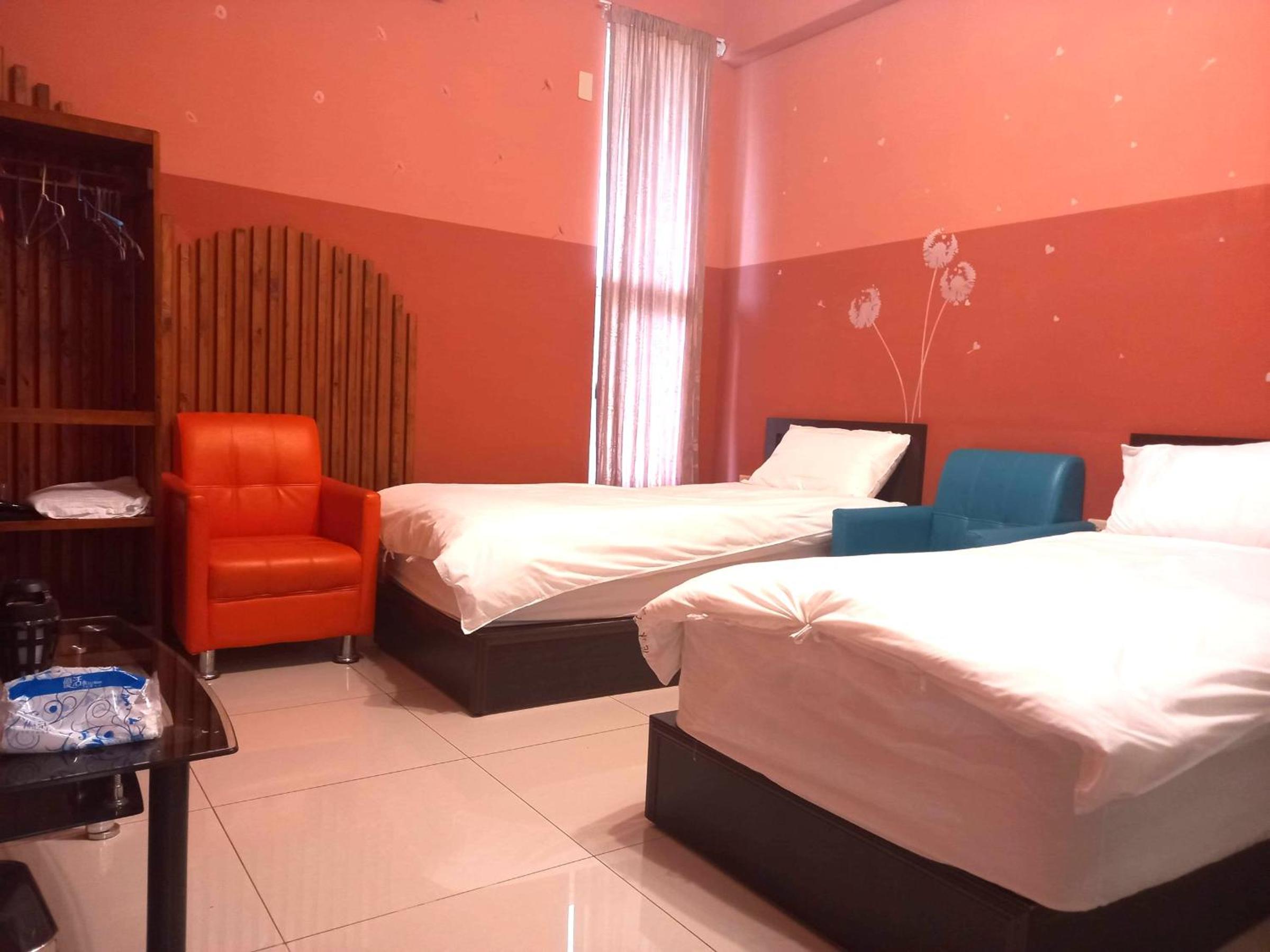 Triple Room with Private Bathroom