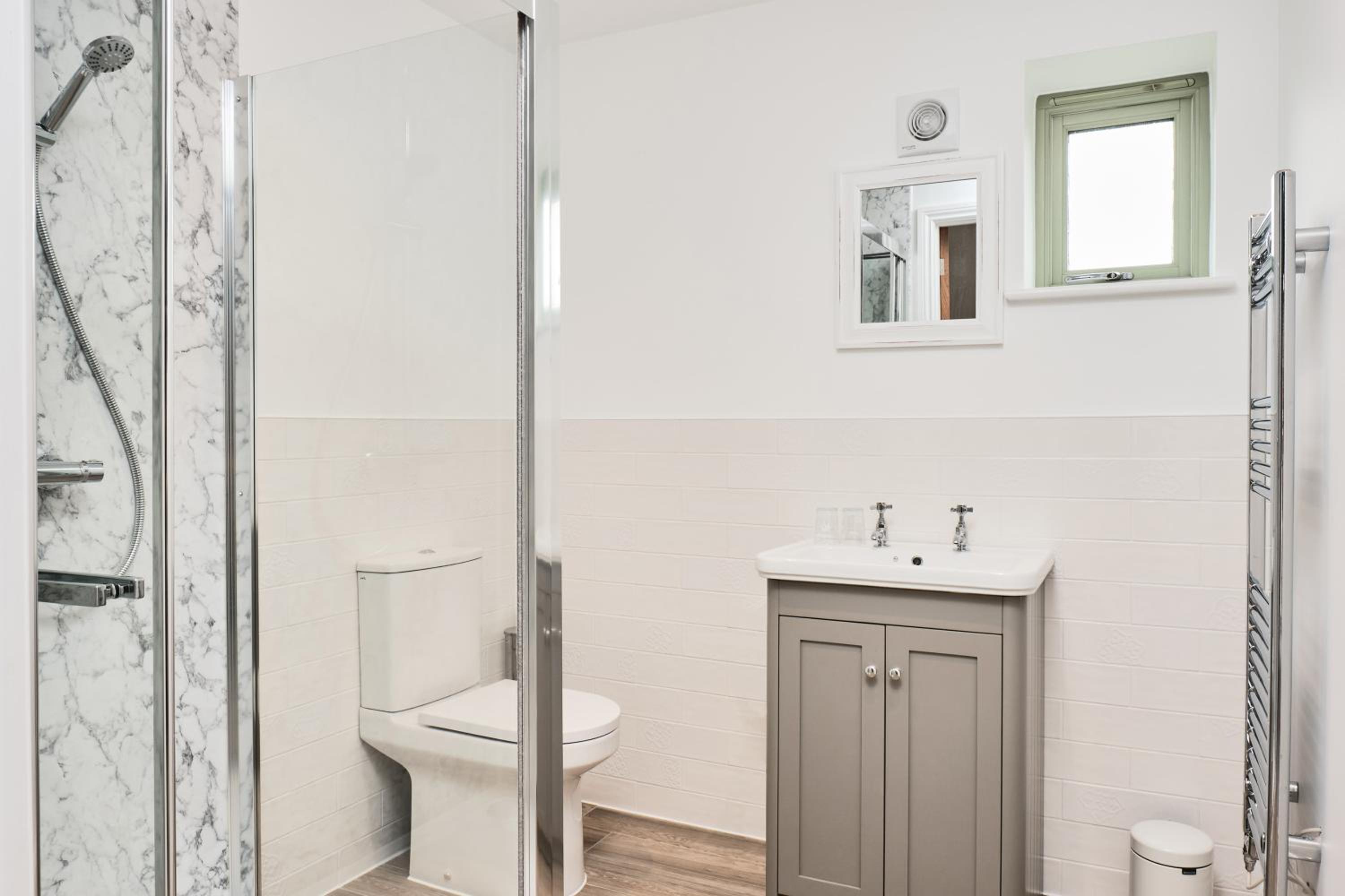 Double or Twin Room - Disability Access photo 3