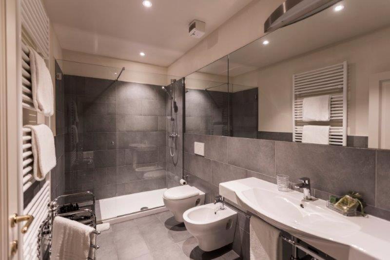 Standard Double Room - Photo 2
