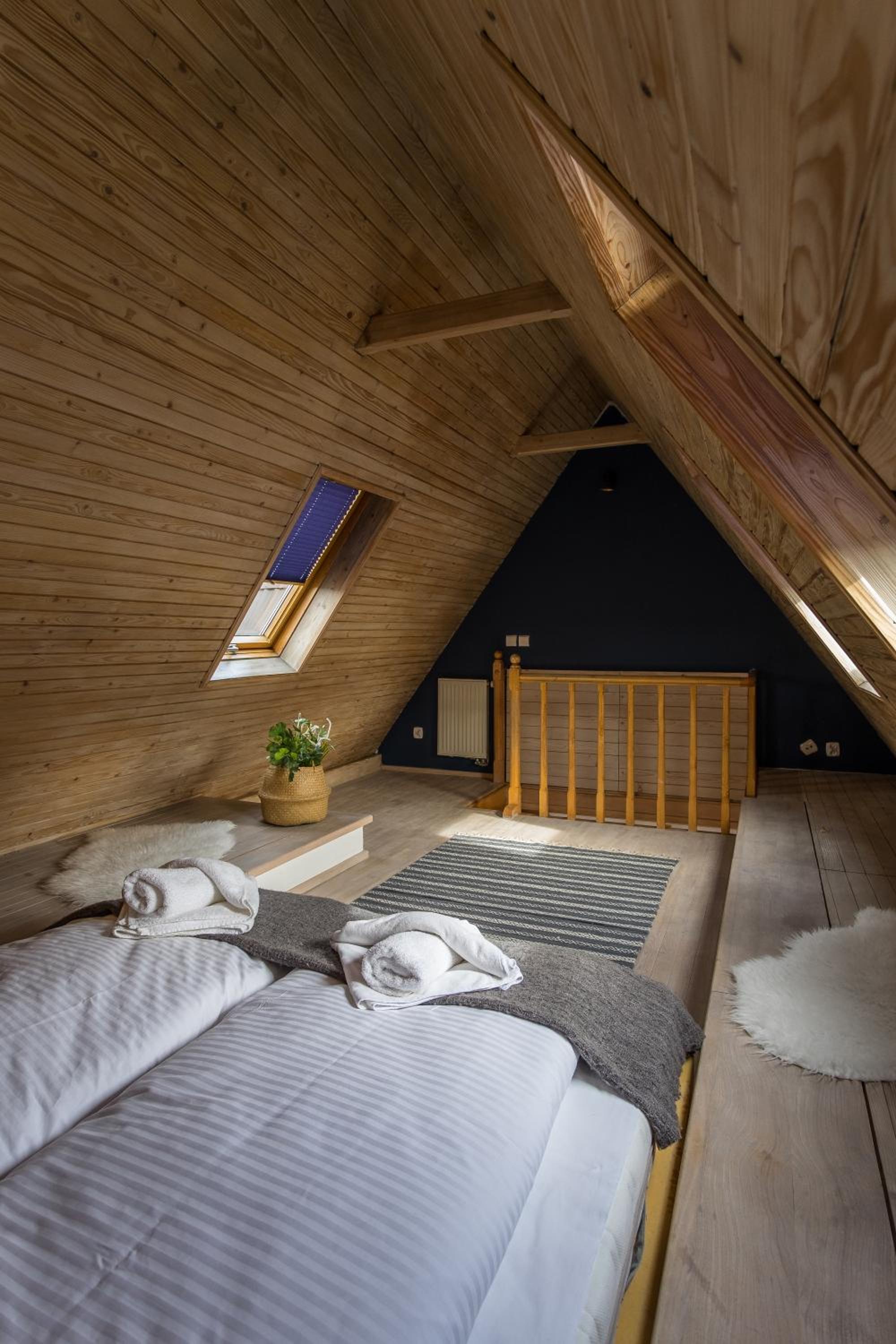 One-Bedroom Apartment - Photo 15