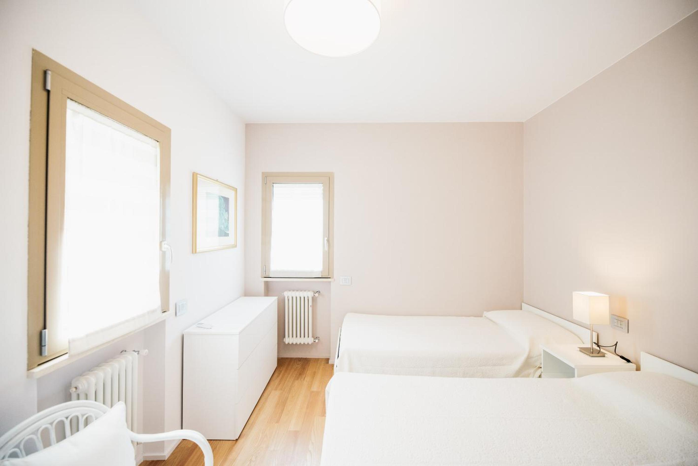 Two-Bedroom House photo 2