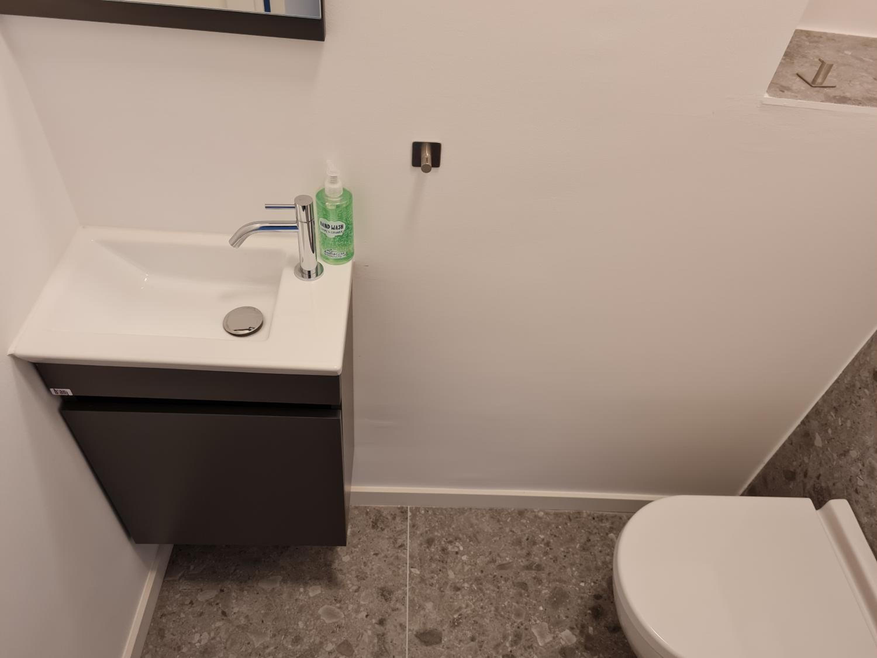 Apartment with Balcony - 2nd Floor - Photo 4